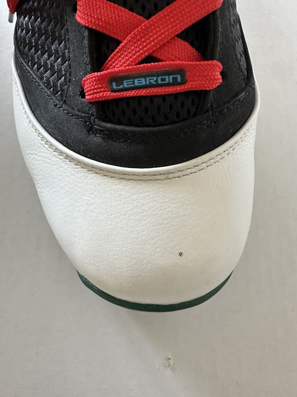 Nike Lebron 7 Red Carpet 2009 Size US 13 / EU 46 - 8 Thumbnail
