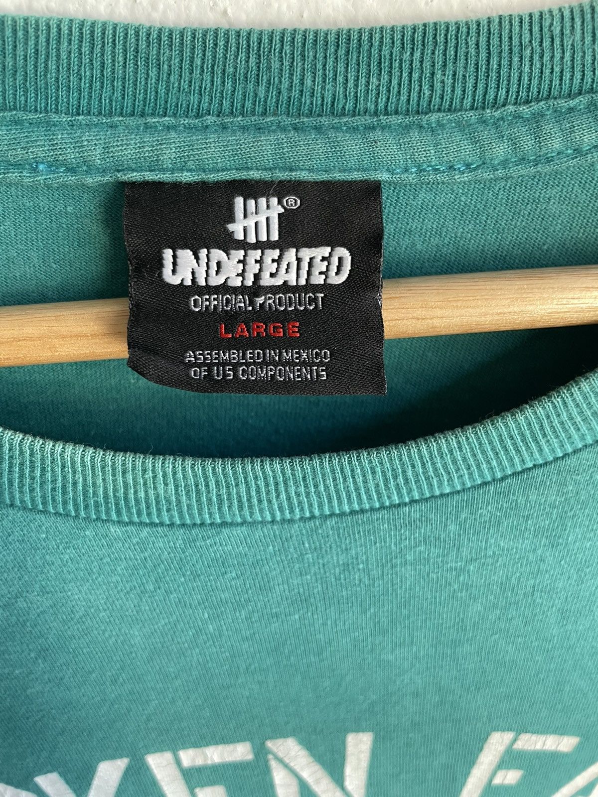 Japanese Brand × Undefeated Vintage Undefeated “broken face squad” tee shirt Size US L / EU 52-54 / 3 - 18 Thumbnail