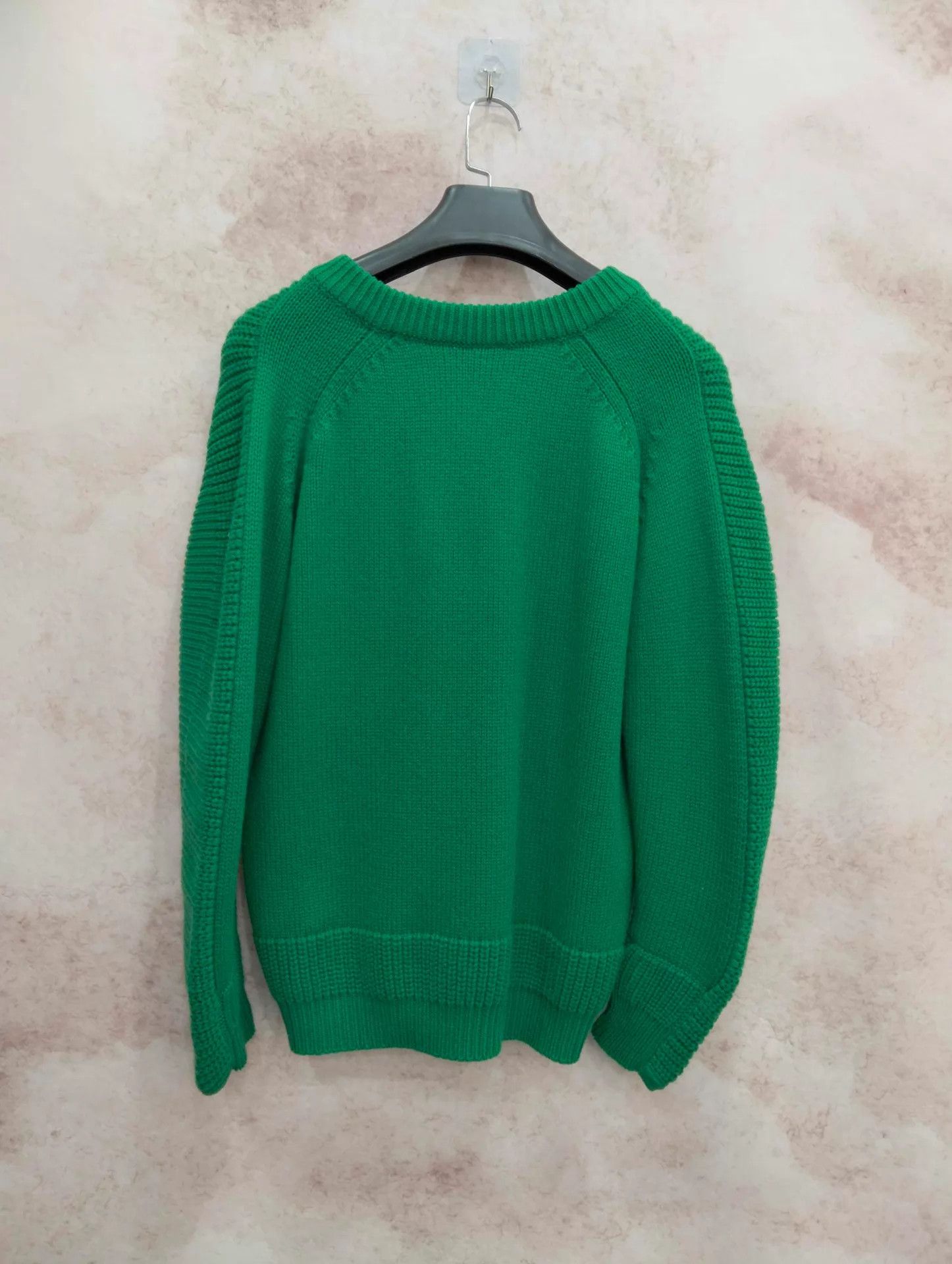 Hermes Hermes Green V-neck Cashmere Pullover 34 95 New Size XS / US 0-2 / IT 36-38 - 2 Thumbnail
