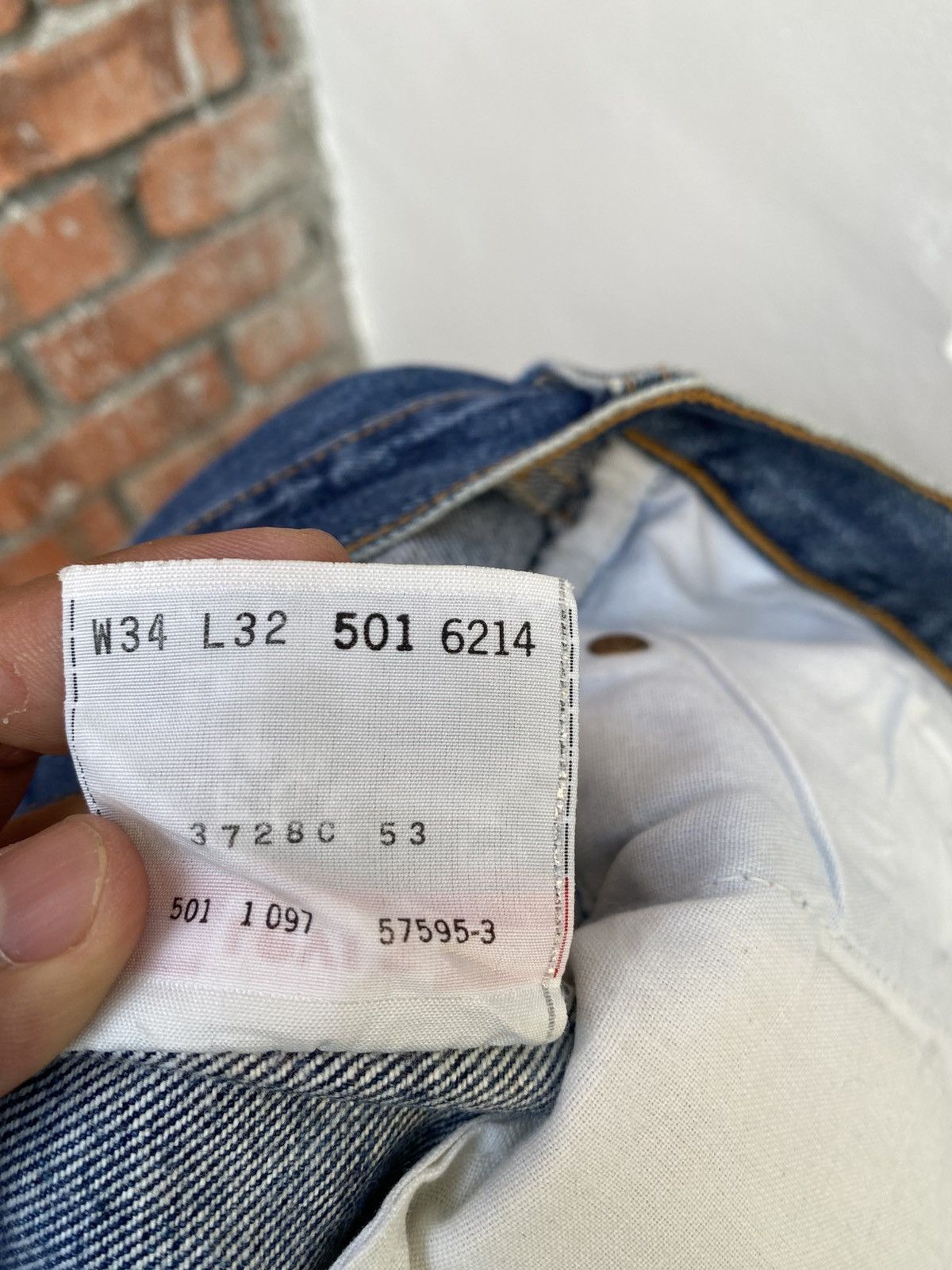 Levi's × Levi's Vintage Clothing × Vintage W35x29.5 Vintage levi's 501 made in USA distressed Size US 35 - 7 Thumbnail