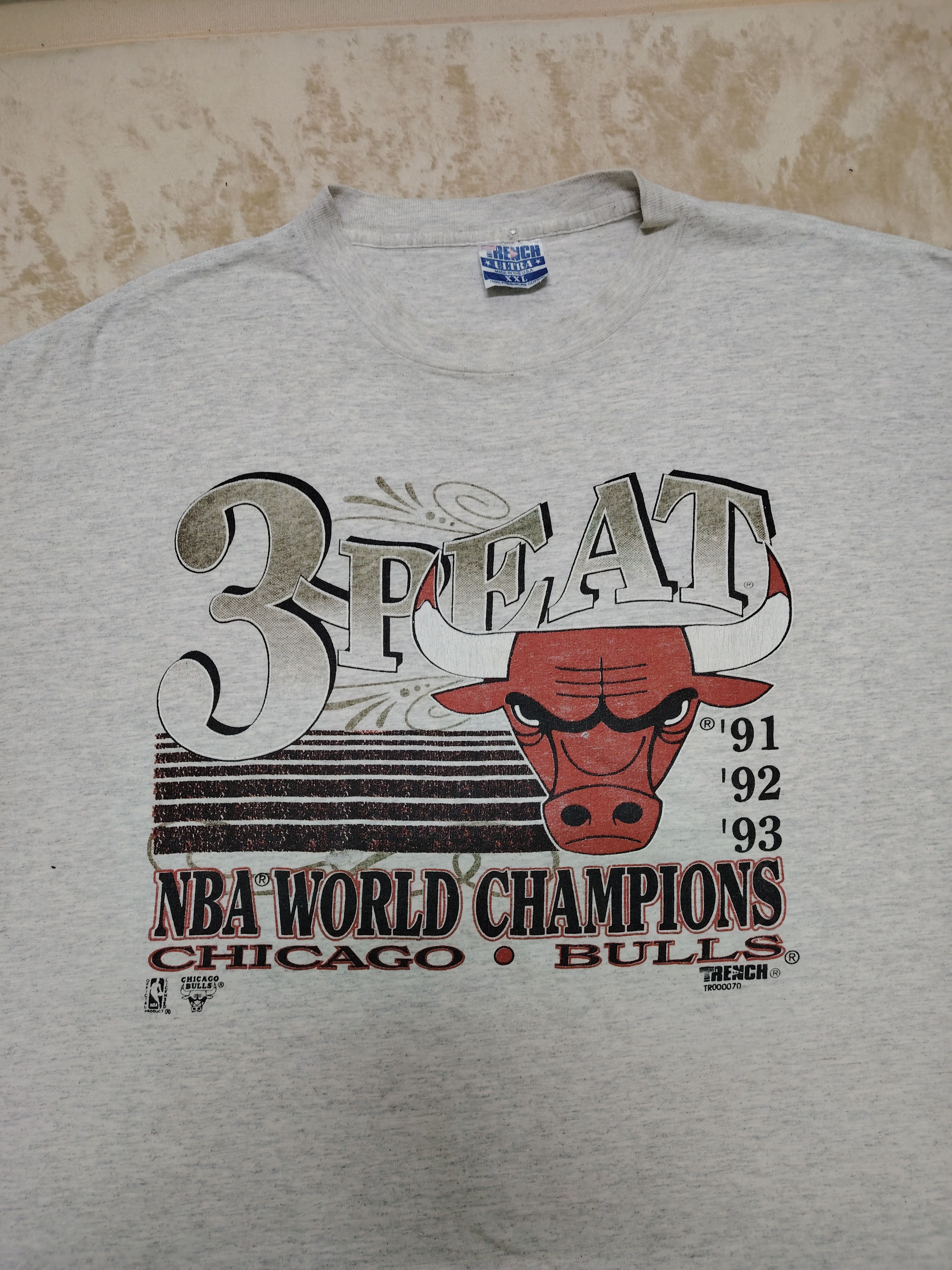 NBA × Vintage Vintage 90's Chicago Bulls 3 Peat NBA World Champions Size US XXL / EU 58 / 5 - 3 Thumbnail