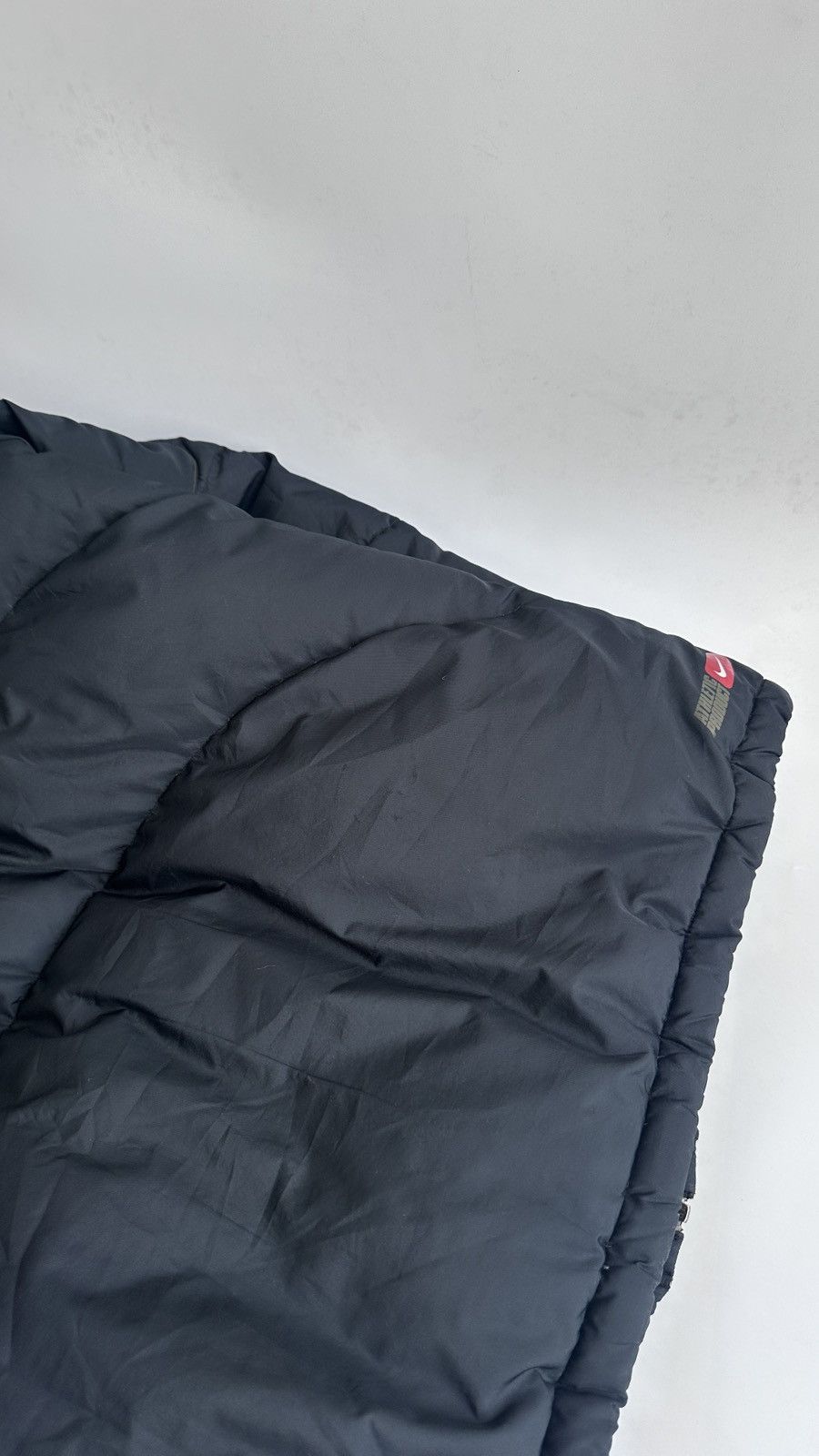 Nike Vintage Nike Puffer Jacket Down Insulated Outerwear 90s Y2K Size US L / EU 52-54 / 3 - 19 Thumbnail