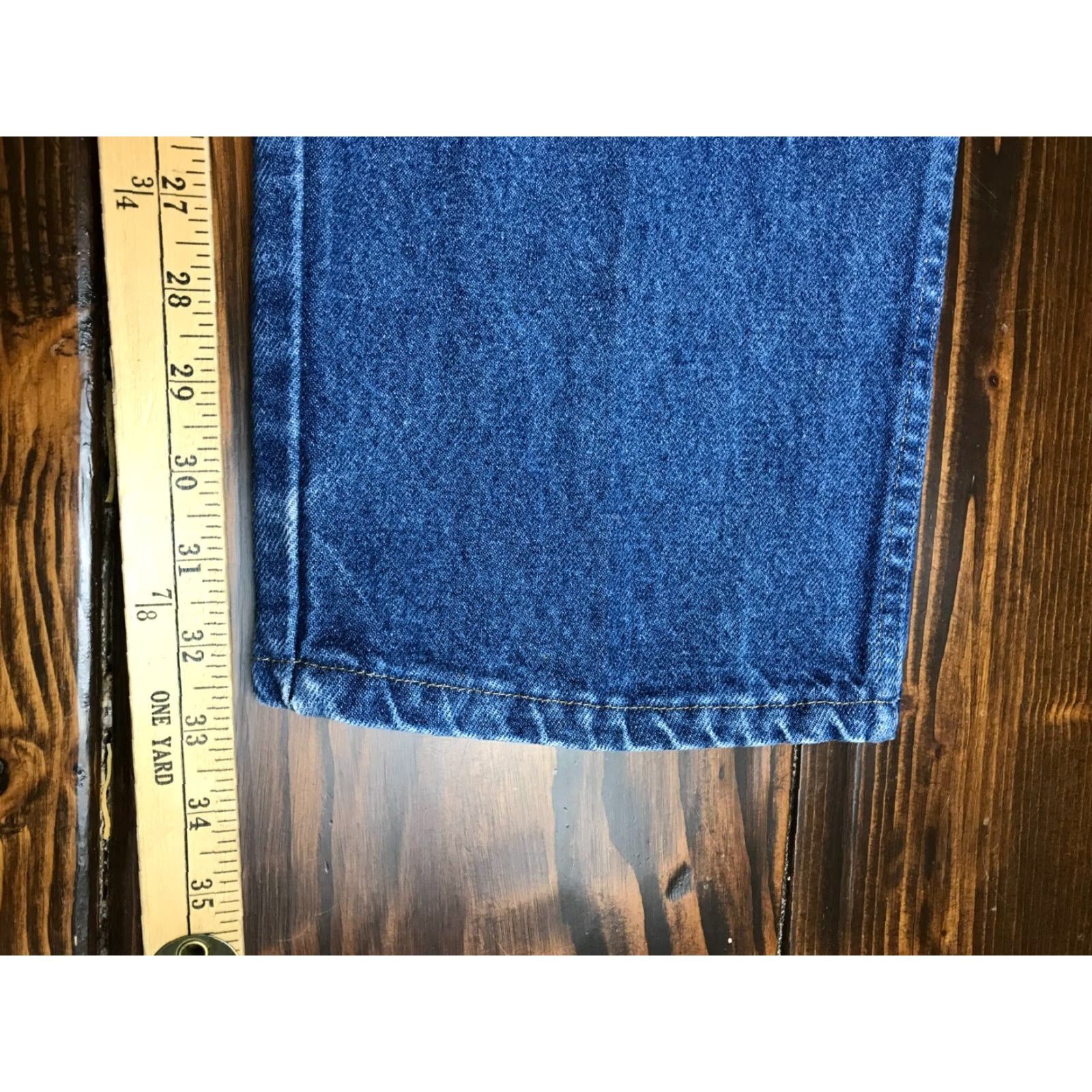 Wrangler Wrangler Jeans, Men's Size 42x32, Blue Denim, Straight Leg, Pockets, Regular Fit, 42x32, Jeans, Men, 42, 32, Blue, Denim, Wrangler Size US 42 / EU 58 - 4 Thumbnail