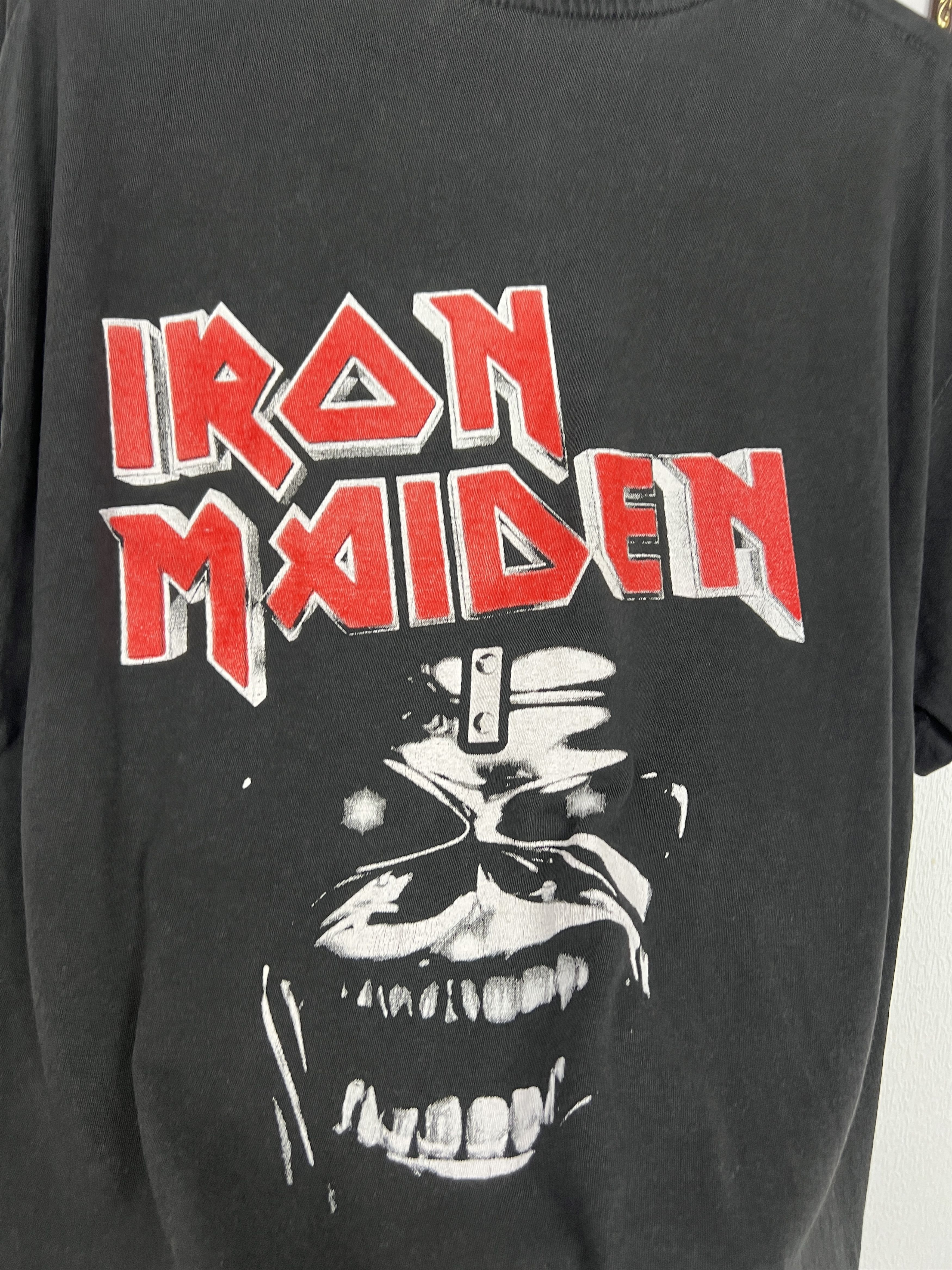 Vintage Vintage Iron Maiden Band Shirt Black Tee Over Print Grail Size US L / EU 52-54 / 3 - 10 Thumbnail