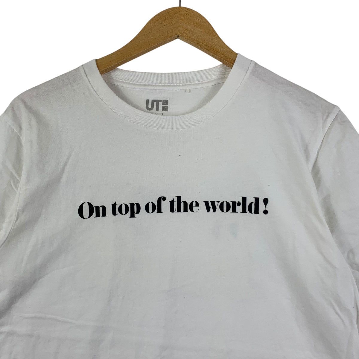 Uniqlo UNIQLO x DISNEY MICKEY & Friends Top Of The World Tee Shirt Size L / US 10 / IT 46 - 4 Thumbnail