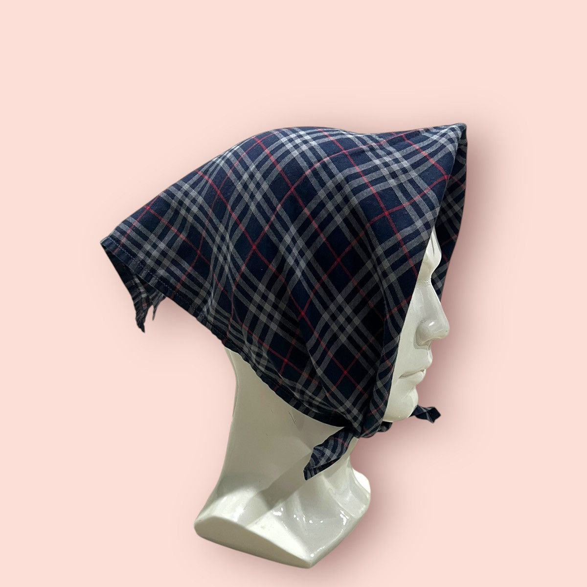 Burberry × Designer ICONIC BURBERRY BLACK LABEL PLAID NOVA CHECK HANDKERCHIEF Size ONE SIZE - 16 Thumbnail
