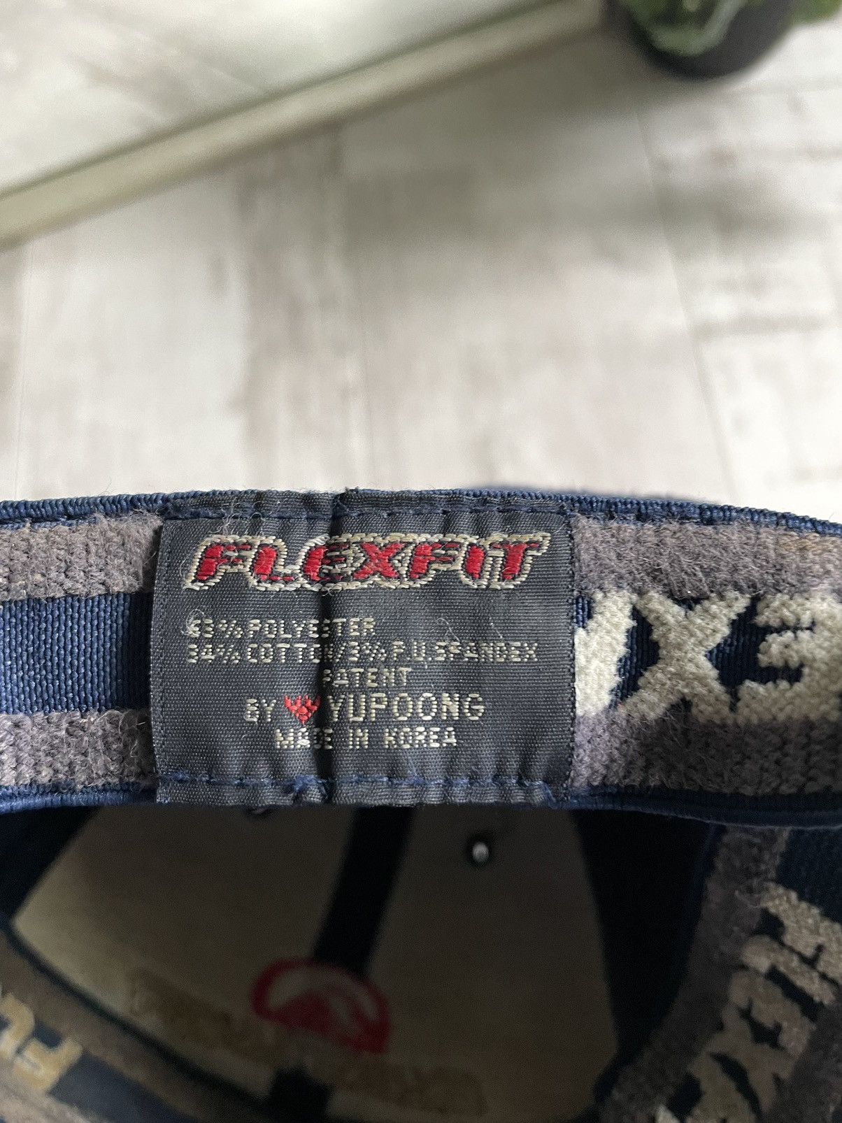 Quiksilver × Vintage Quiksilver 80’s Vintage FlexFit Cap Sun Faded Surf RARE Size 32 - 7 Thumbnail