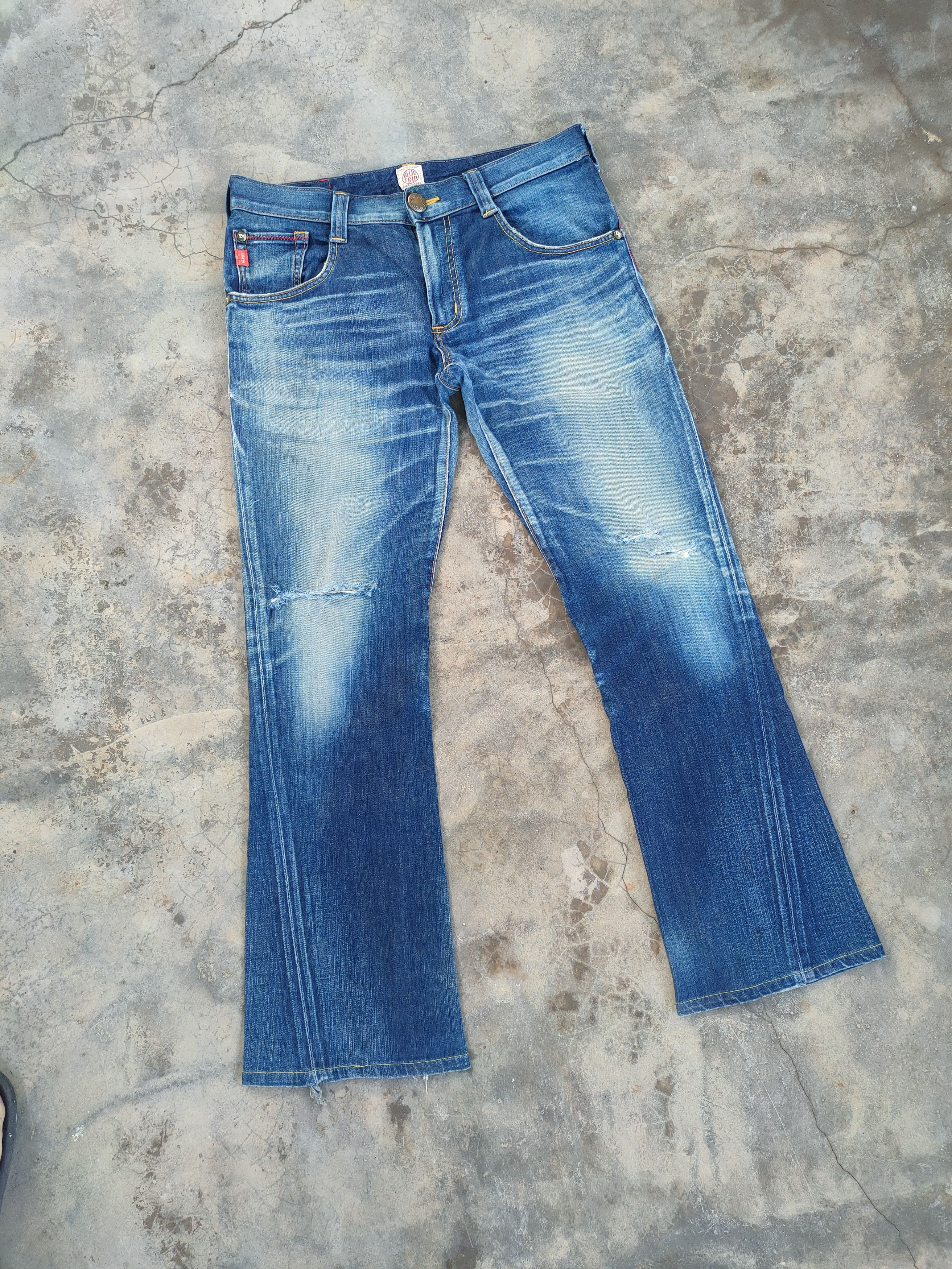 Edwin VINTAGE EDWIN BLUE TRIP FLARE JEAN DENIM PANTS Size US 36 / EU 52 - 14 Thumbnail