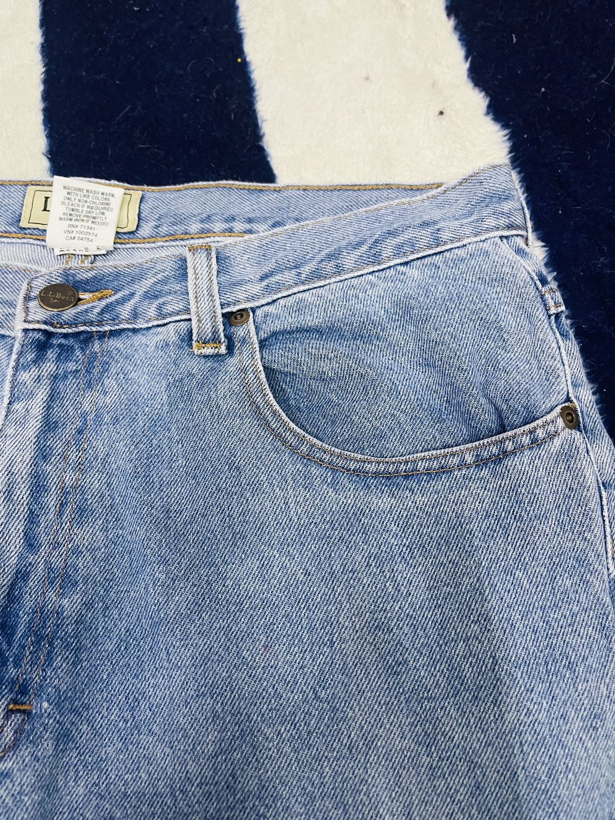 L.L. Bean × Vintage Vintage LL Bean Jeans (12) Size US 33 - 9 Thumbnail