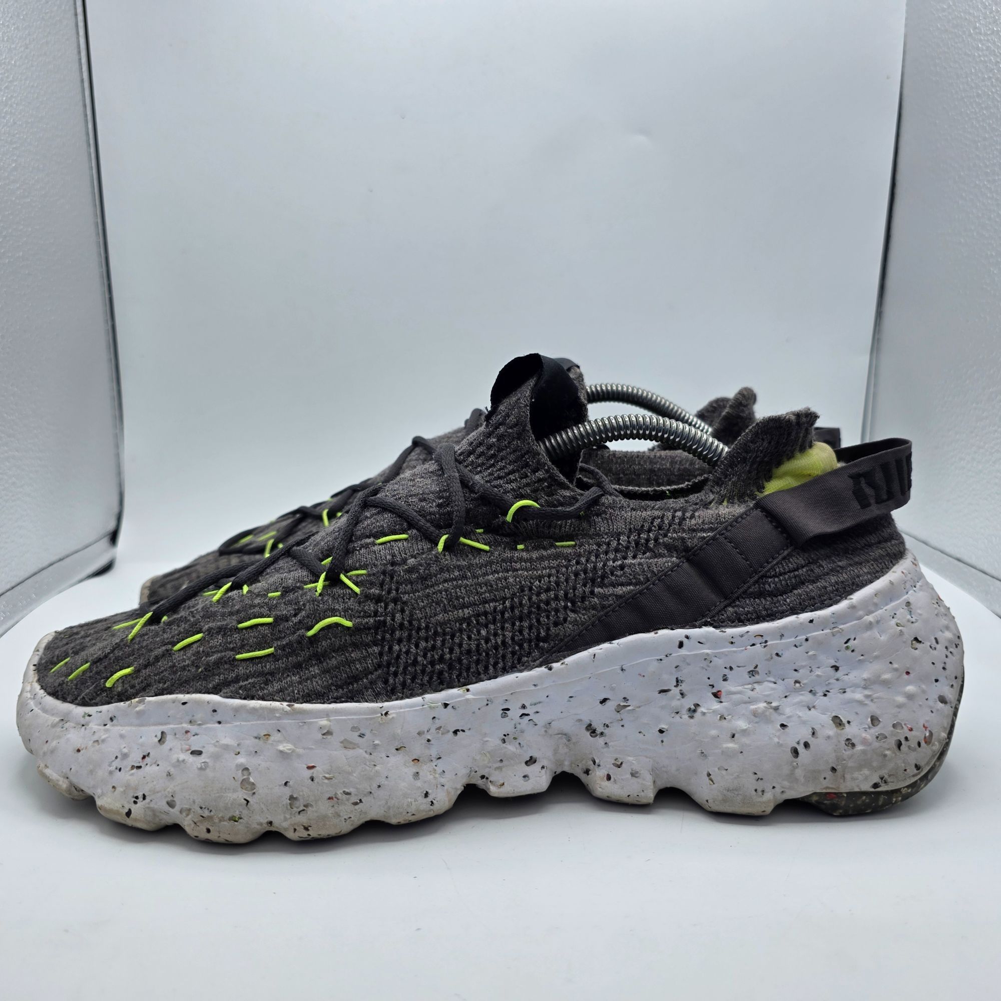 Nike Nike Space Hippie 04 Mens Size 11.5 Black Volt Sneaker Shoes Size US 11.5 / EU 44-45 - 13 Thumbnail
