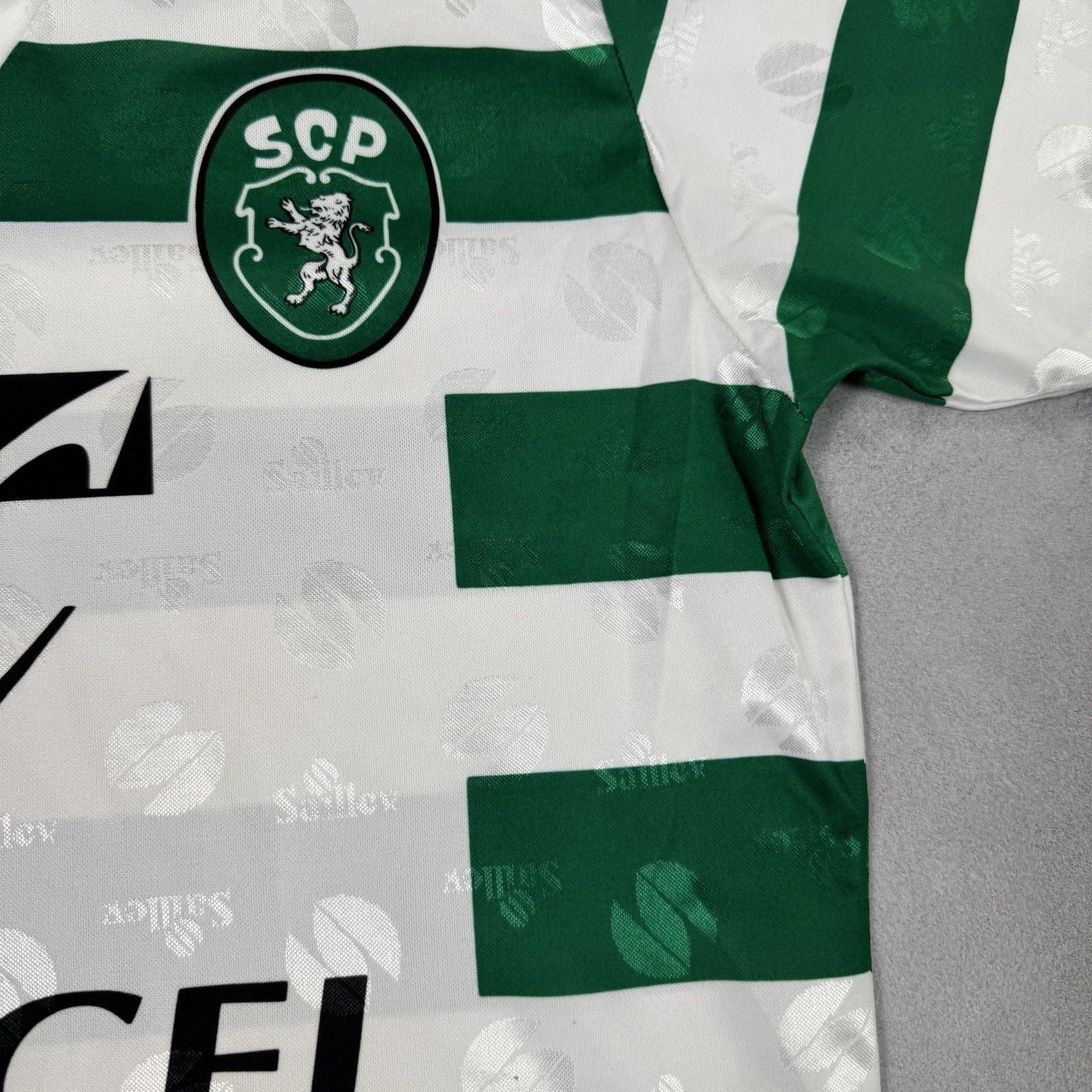 Vintage 1995-1996 Sporting Lisbon Saillev Home Soccer Jersey Size US XL / EU 56 / 4 - 9 Thumbnail