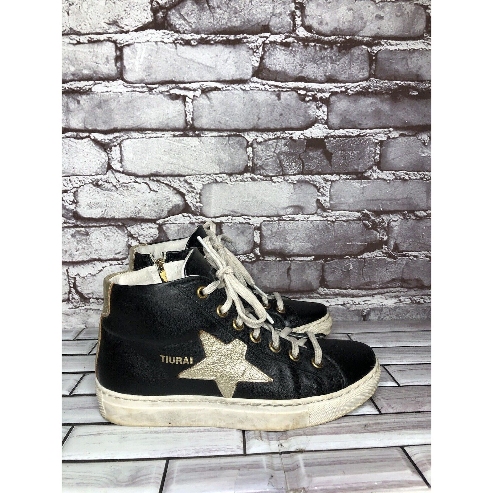 Other Tiurai Logo Black Leather High Top Lace Up Sneakers Shoes Wo Size US 6 / IT 36 - 1 Thumbnail