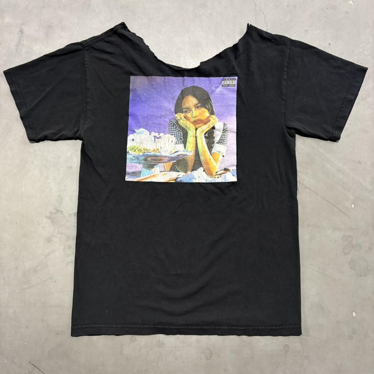 Vintage Crazy Vintage Y2K/2000s Olivia Rodrigo SOUR Black Graphic Tee! Size US S / EU 44-46 / 1 - 1 Thumbnail