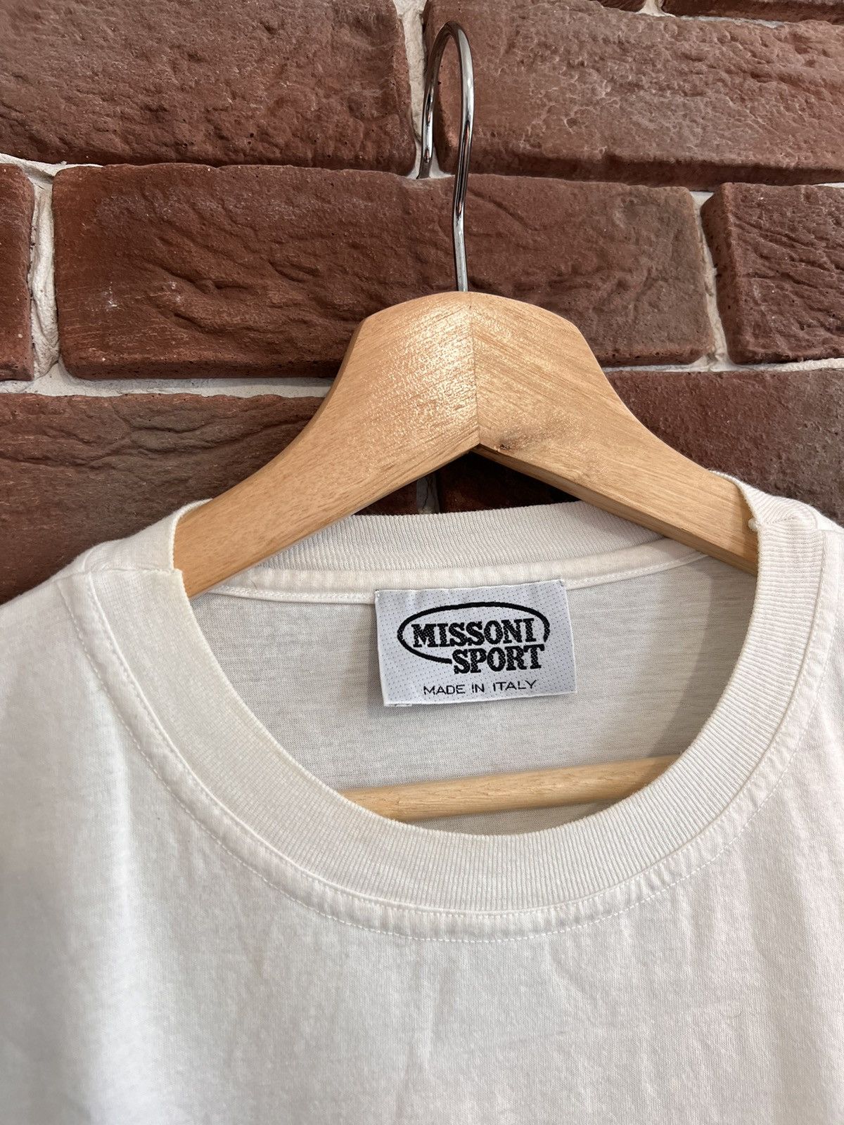 Missoni Rare Vintage 80s Missoni Sport Logo Tshirt White XL Designer Size US L / EU 52-54 / 3 - 3 Thumbnail