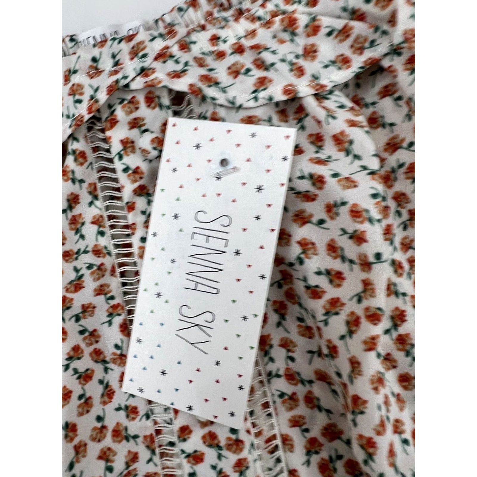 Vintage NWTs Womens Sienna Sky Blouse XS White Floral Off the Shoulder Button Up Shirt Size XS / US 0-2 / IT 36-38 - 3 Thumbnail