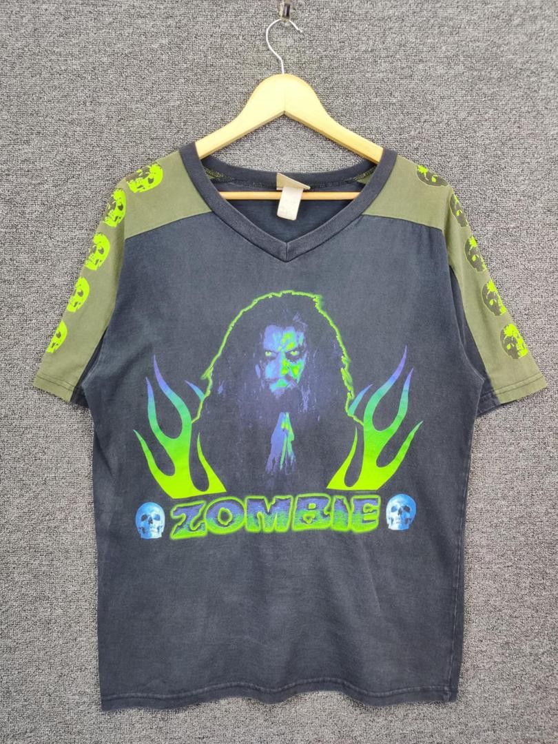 Band Tees Vintage 90s Rob Zombie V Neck Band Tee Tshirt Size US L / EU 52-54 / 3 - 1 Thumbnail