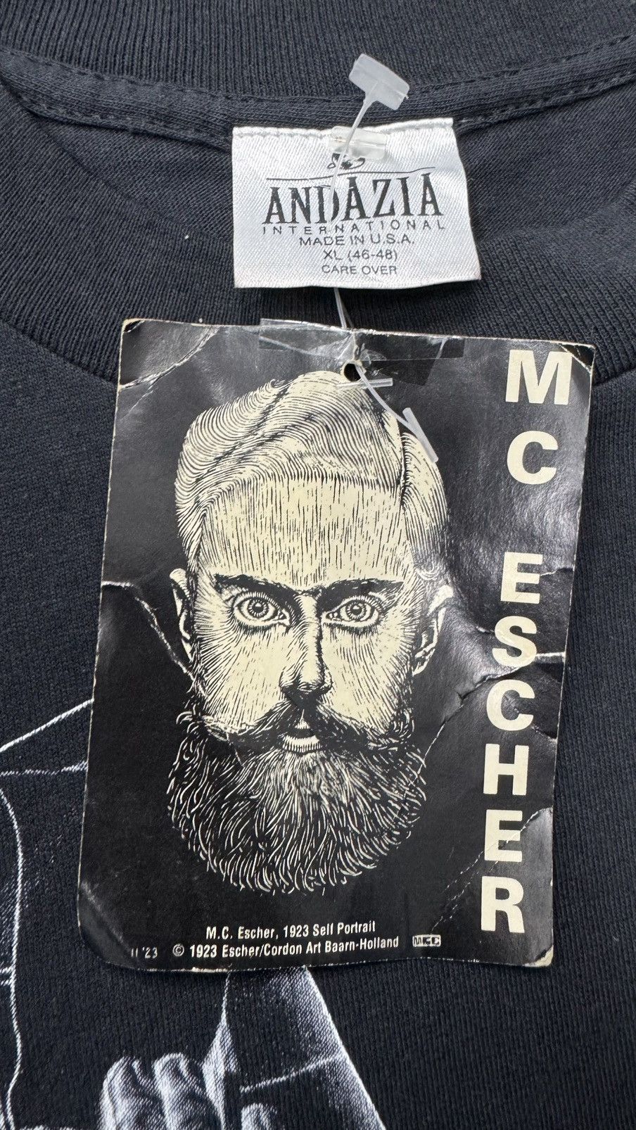 Vintage Vintage M.C. Escher tee Size US XL / EU 56 / 4 - 3 Thumbnail