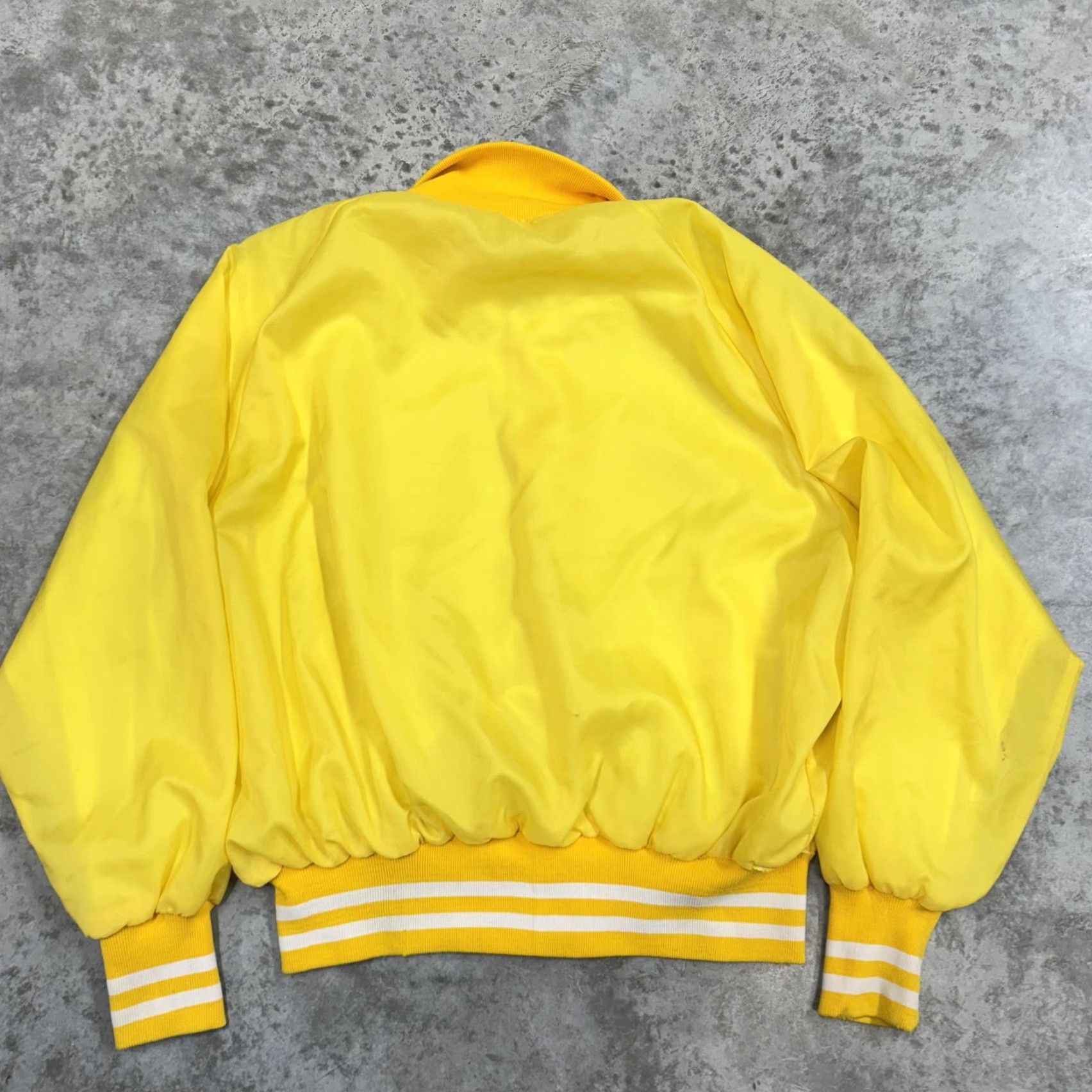 Vintage VINTAGE Admiral Sportswear Jacket Mens 2XL Yellow Varsity Snap Social Club Lights 90s Sports Embroidered Logo Mens Jacket Size US XXL / EU 58 / 5 - 5 Thumbnail