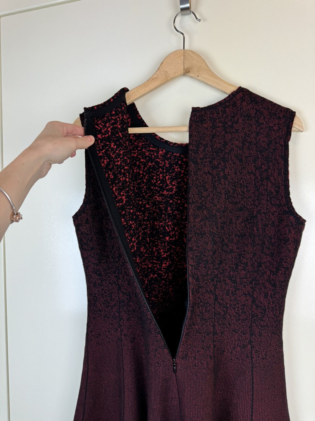 Prada Prada wool burgundy red dress midi gown evening winter M Size M / US 6-8 / IT 42-44 - 11 Thumbnail