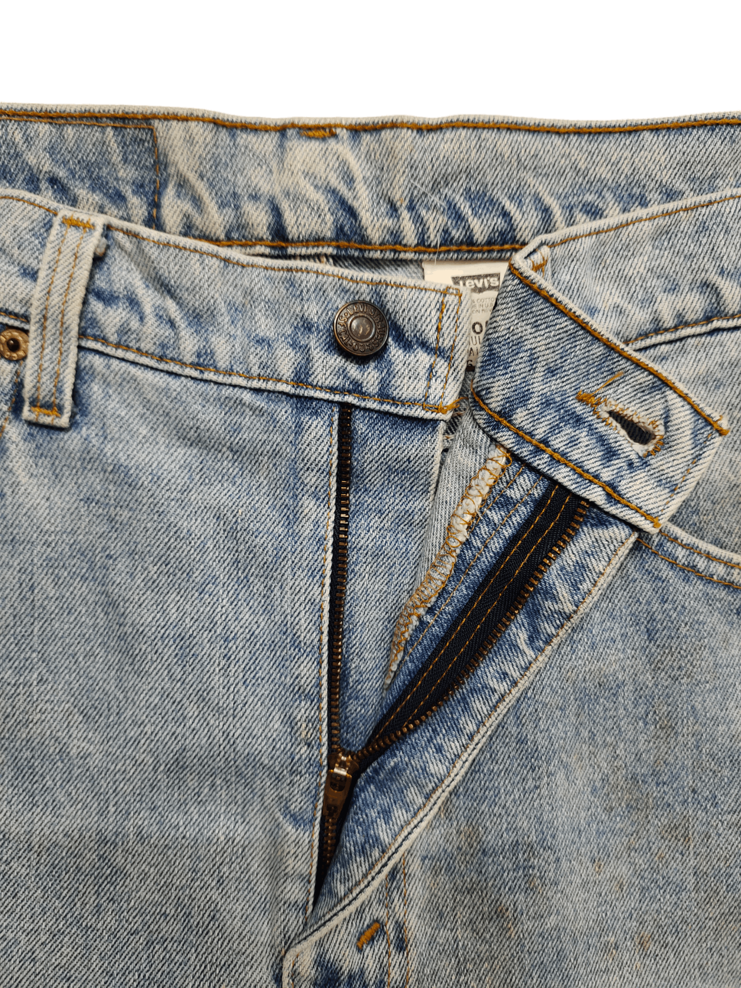 Levi's Vintage Clothing Vintage 90s Levi's 550 Sand Light Wash Faded Denim Jeans Size US 36 / EU 52 - 18 Thumbnail