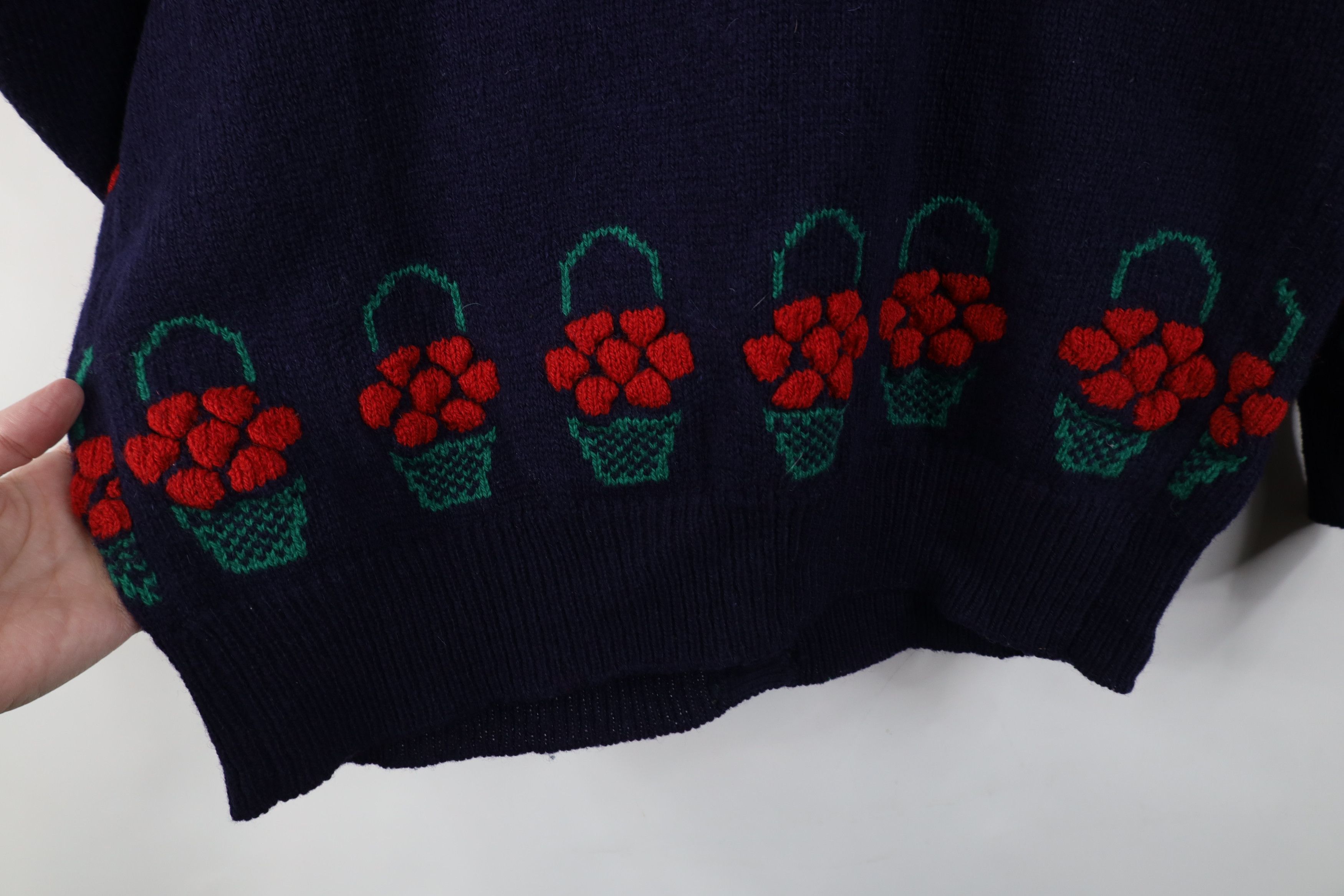 Vintage Vintage 90s Streetwear Basket Wool Knit Cardigan Sweater Size L / US 10 / IT 46 - 11 Thumbnail