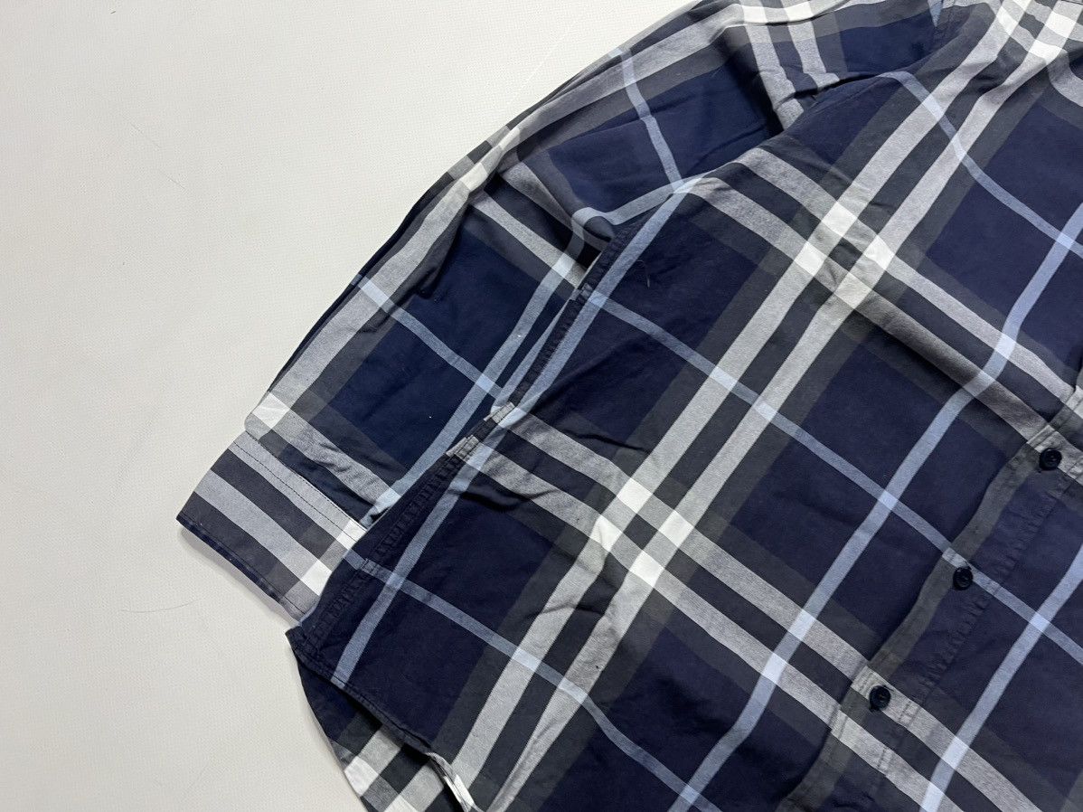 Burberry Burberry Brit shirts button up Size US M / EU 48-50 / 2 - 3 Thumbnail