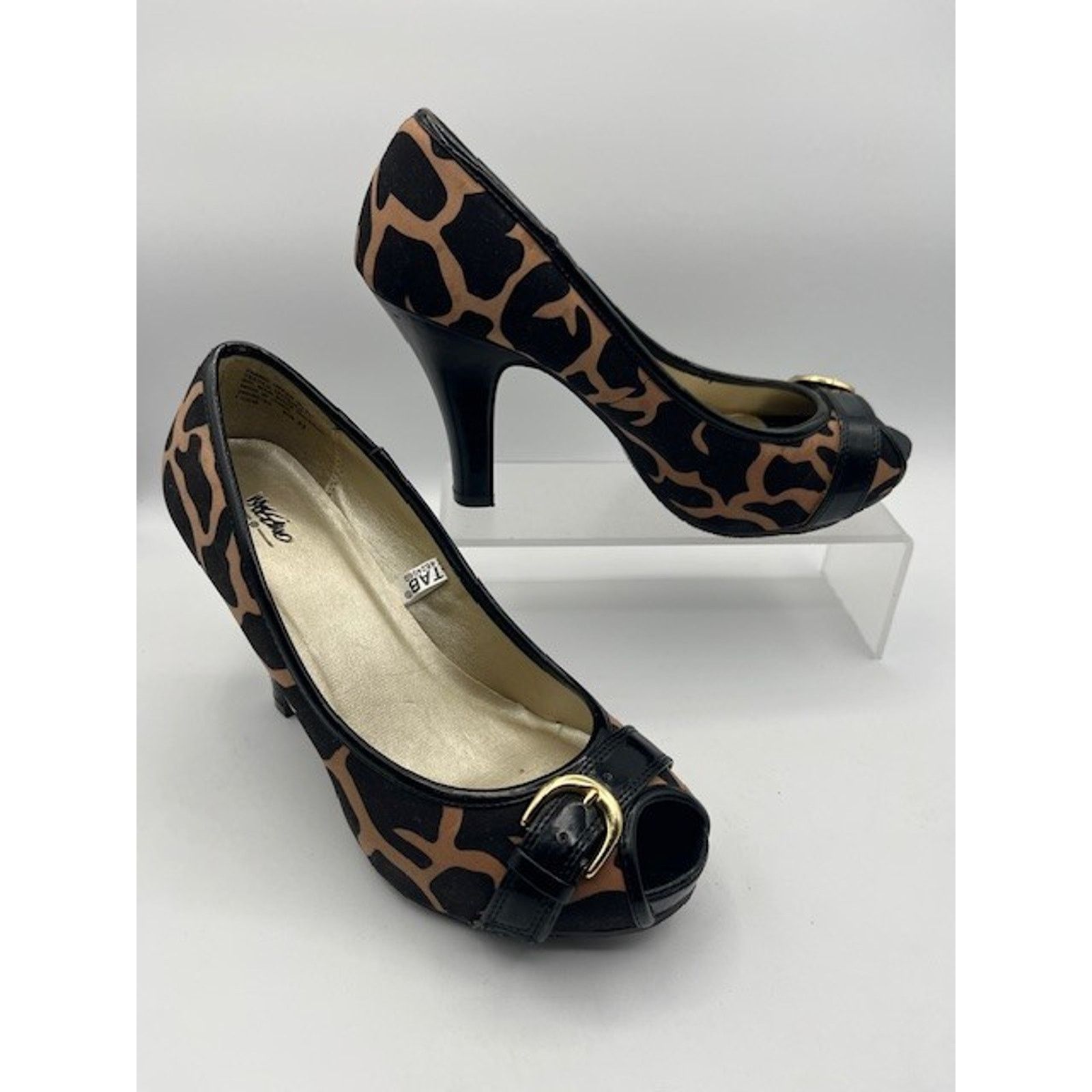 Mossimo Mossimo Leopard Print Heels Peep Toe Buckle Pumps Y2K Size US 8 / IT 38 - 4 Thumbnail