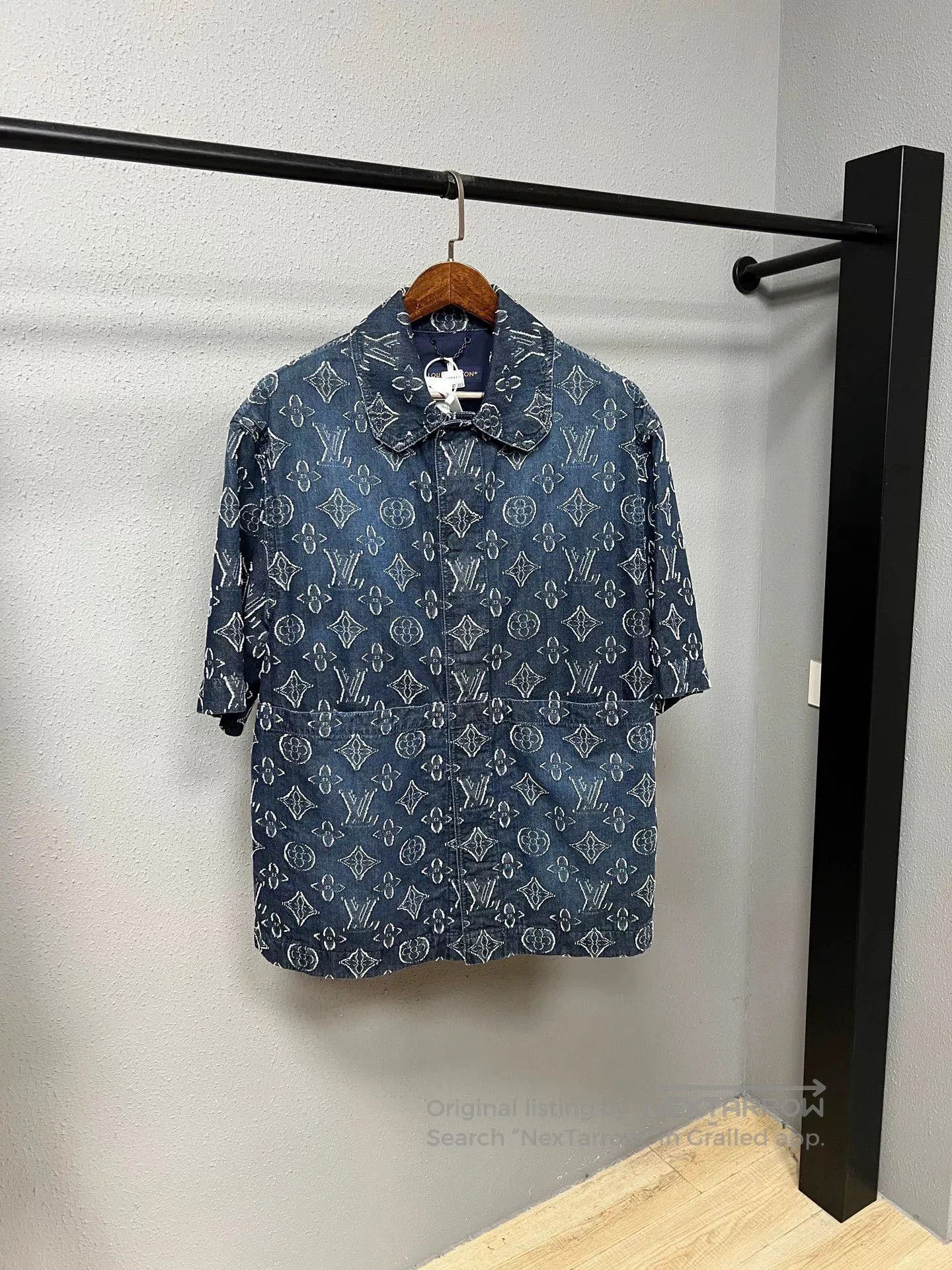 Louis Vuitton louis vuitton monogram denim short sleeve shirt. Size US L / EU 52-54 / 3 - 1 Thumbnail