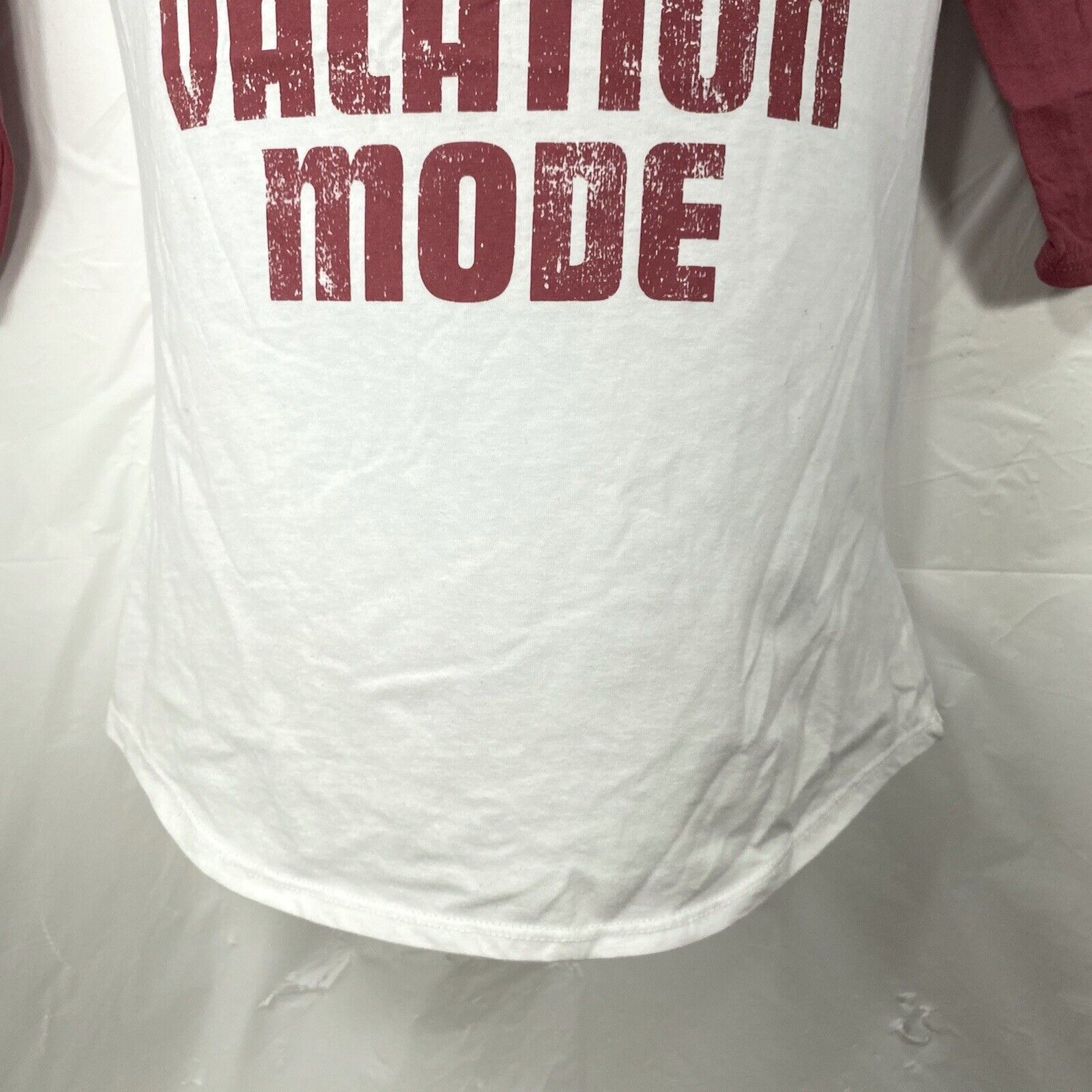Disney Disney Parks 3/4 Sleeve 'Vacation Mode' Castle Graphic Tee Size US S / EU 44-46 / 1 - 5 Thumbnail