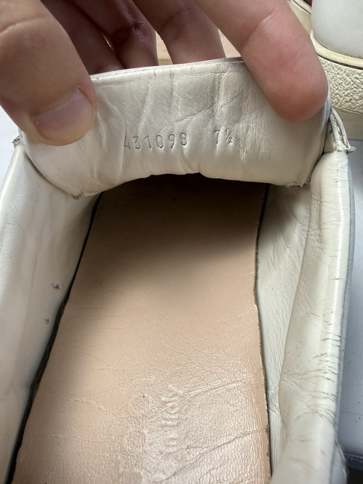 Gucci Gucci Sneakers White with Web and Studs Sz 7.5 G / US 8.5 Size US 7.5 / EU 40-41 - 8 Thumbnail