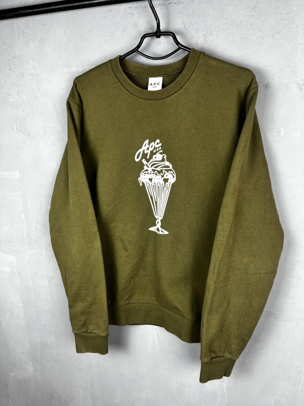 A.P.C. A.P.C sweatshirt size m Size US M / EU 48-50 / 2 - 1 Thumbnail