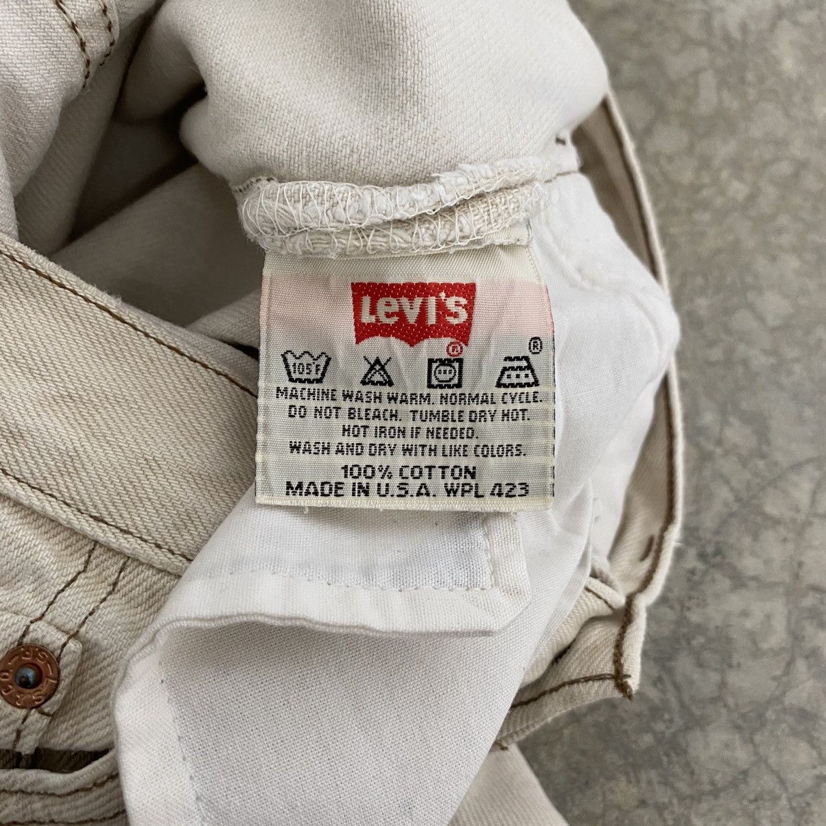Levi's Size 27x33 Vintage 90’s Levis 501 Off White Denim Jeans Size US 27 - 23 Thumbnail