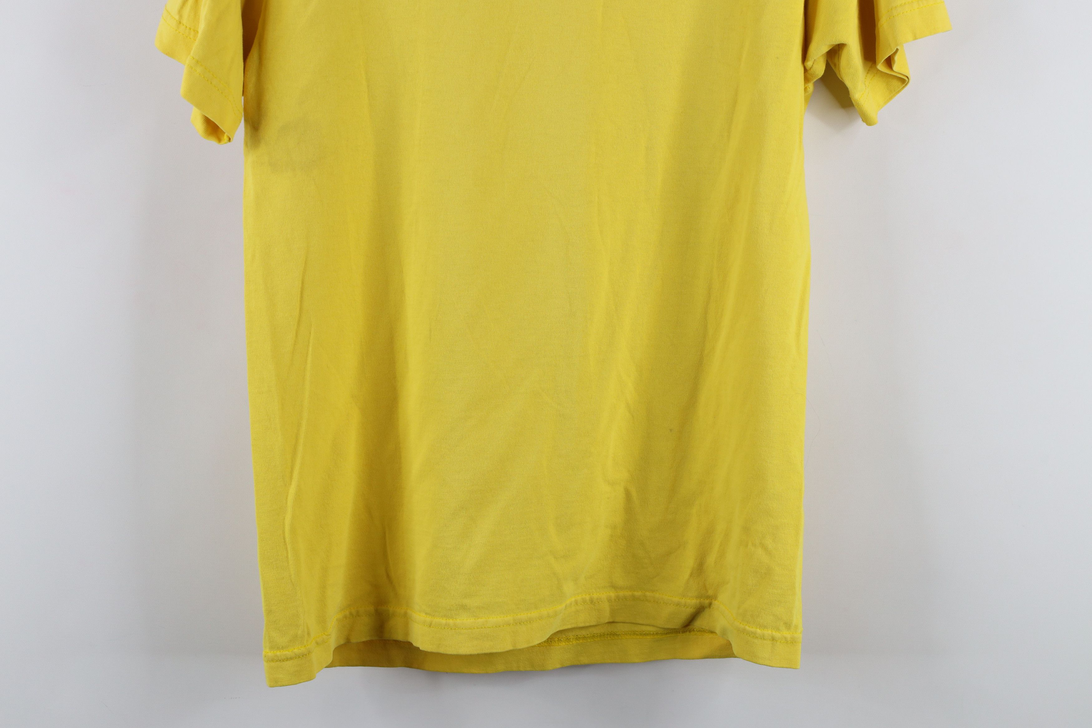 Nike × Vintage Vintage Nike University of Michigan Basketball T-Shirt Size US S / EU 44-46 / 1 - 16 Thumbnail