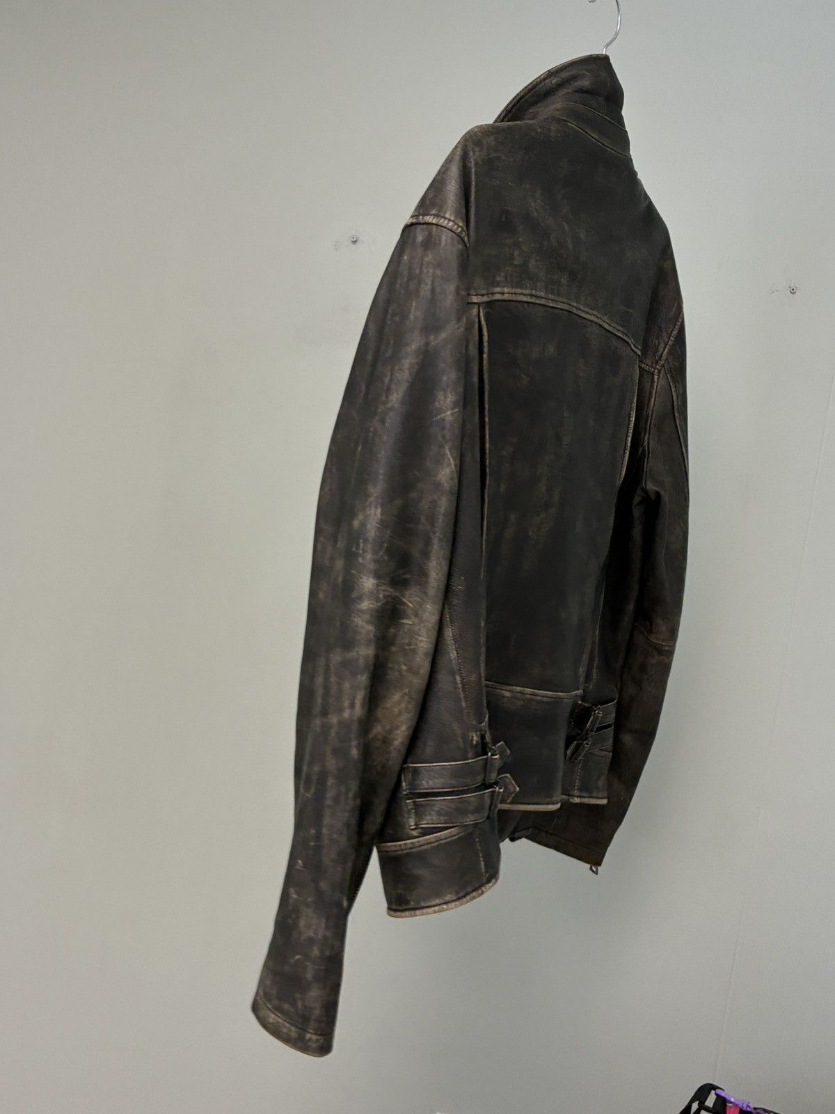John Varvatos Distressed Leather Chelsea Biker Jacket EU54 USA44 Size US L / EU 52-54 / 3 - 14 Thumbnail