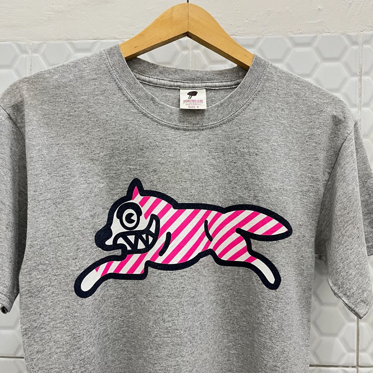 BBC Runing Dog Ice Cream Tee