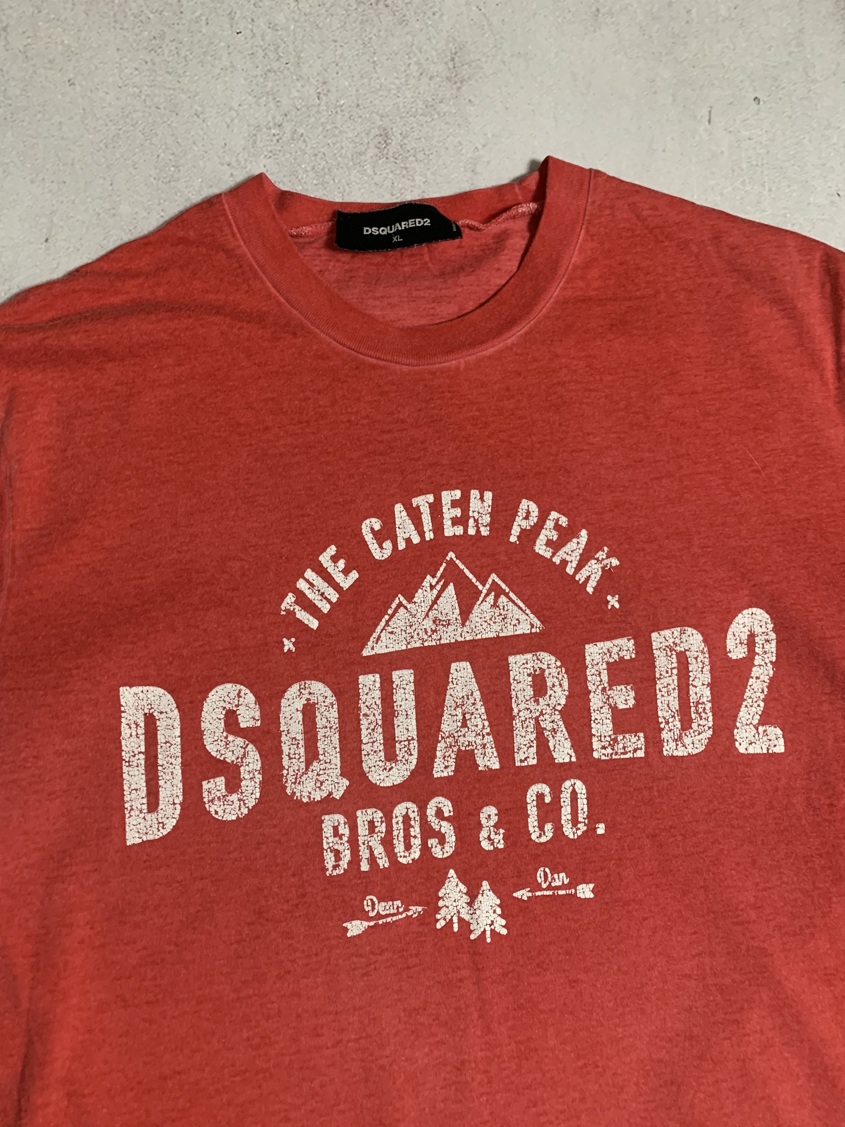 Dsquared2 Vintage Dsquared2 T Shirt Tee Big Logo Distressed Faded Y2K Size US XL / EU 56 / 4 - 2 Thumbnail