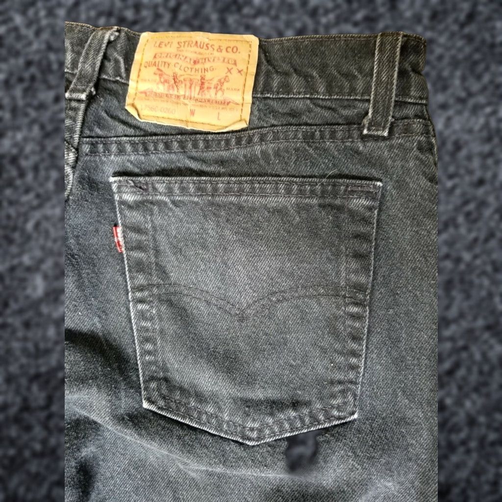 Levi's Vintage Levi's Jeans Women's Tapered Regular Fit Sz 13 Black 90s Made in USA Size 34" / US 12 / IT 48 - 1 Thumbnail
