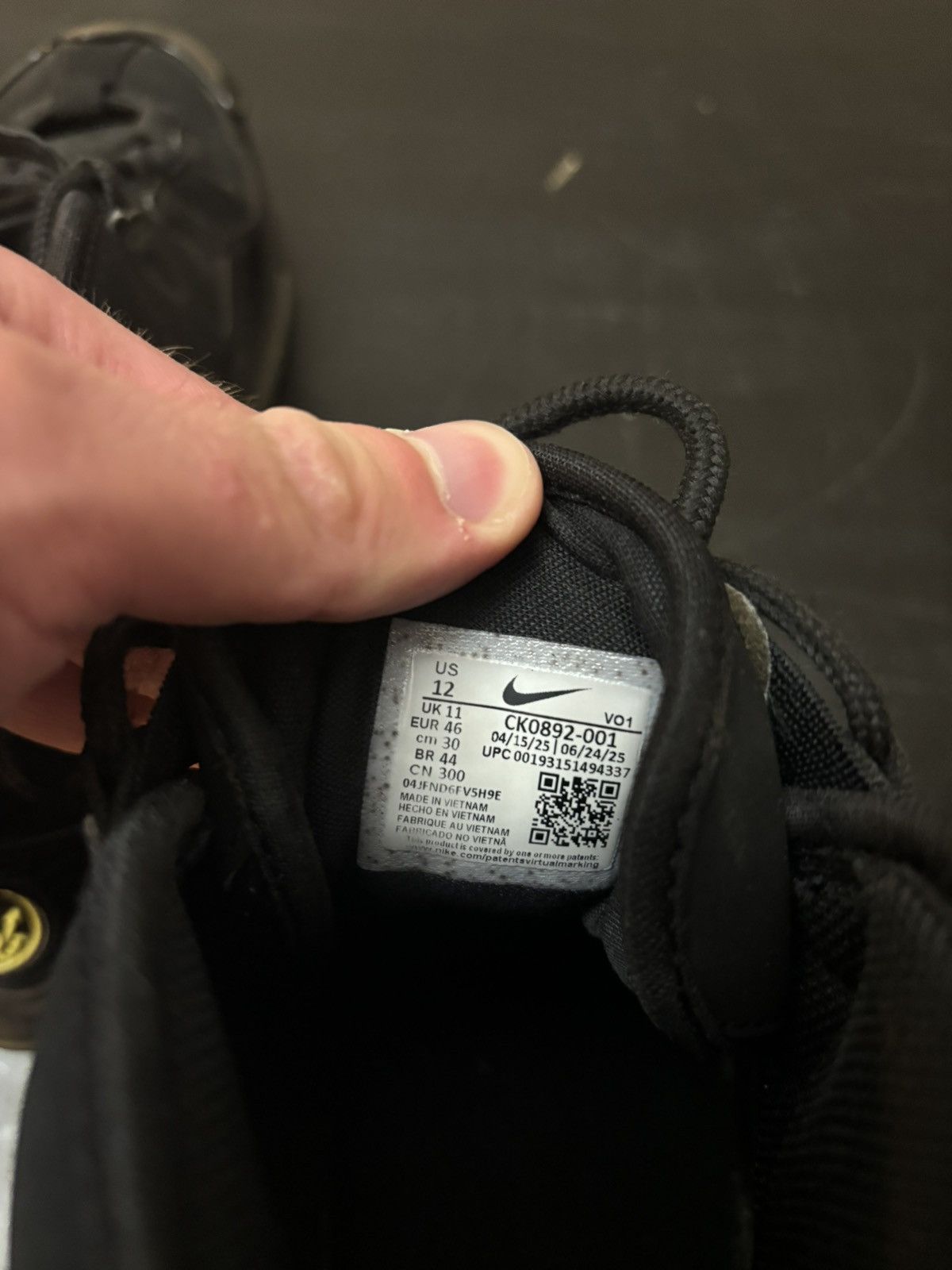 Nike Nike Air Max Uptempo 95 Black Volt Size US 12 / EU 45 - 8 Thumbnail