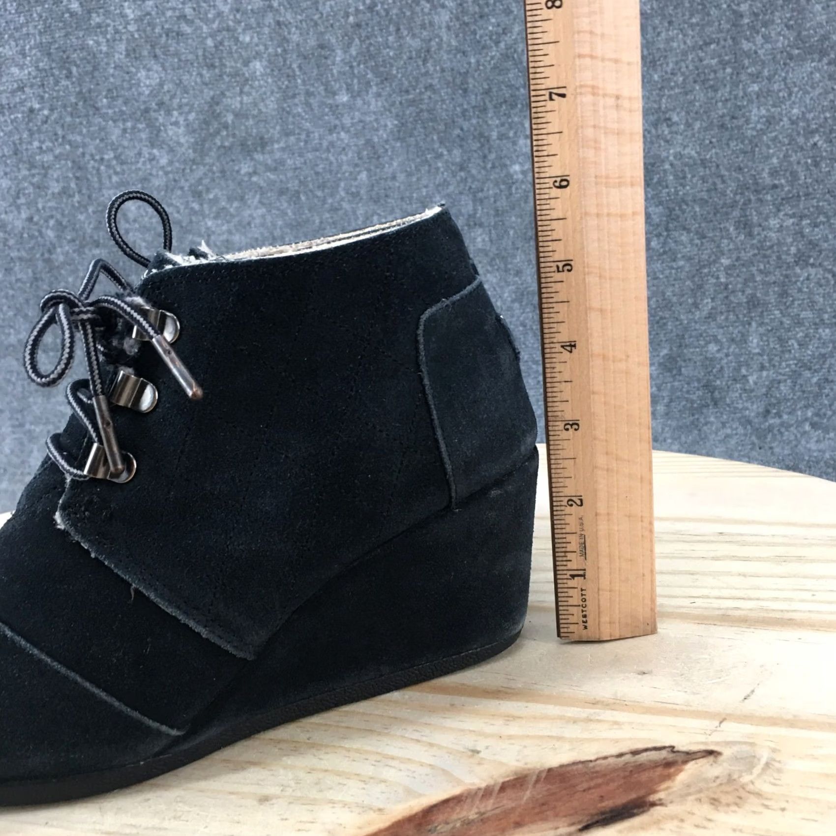 Toms Toms Boots Womens 7 Black Bootie Suede Wedge Lace Up Ankle Comfort Casual Wear Boots Size US 7 / IT 37 - 7 Thumbnail