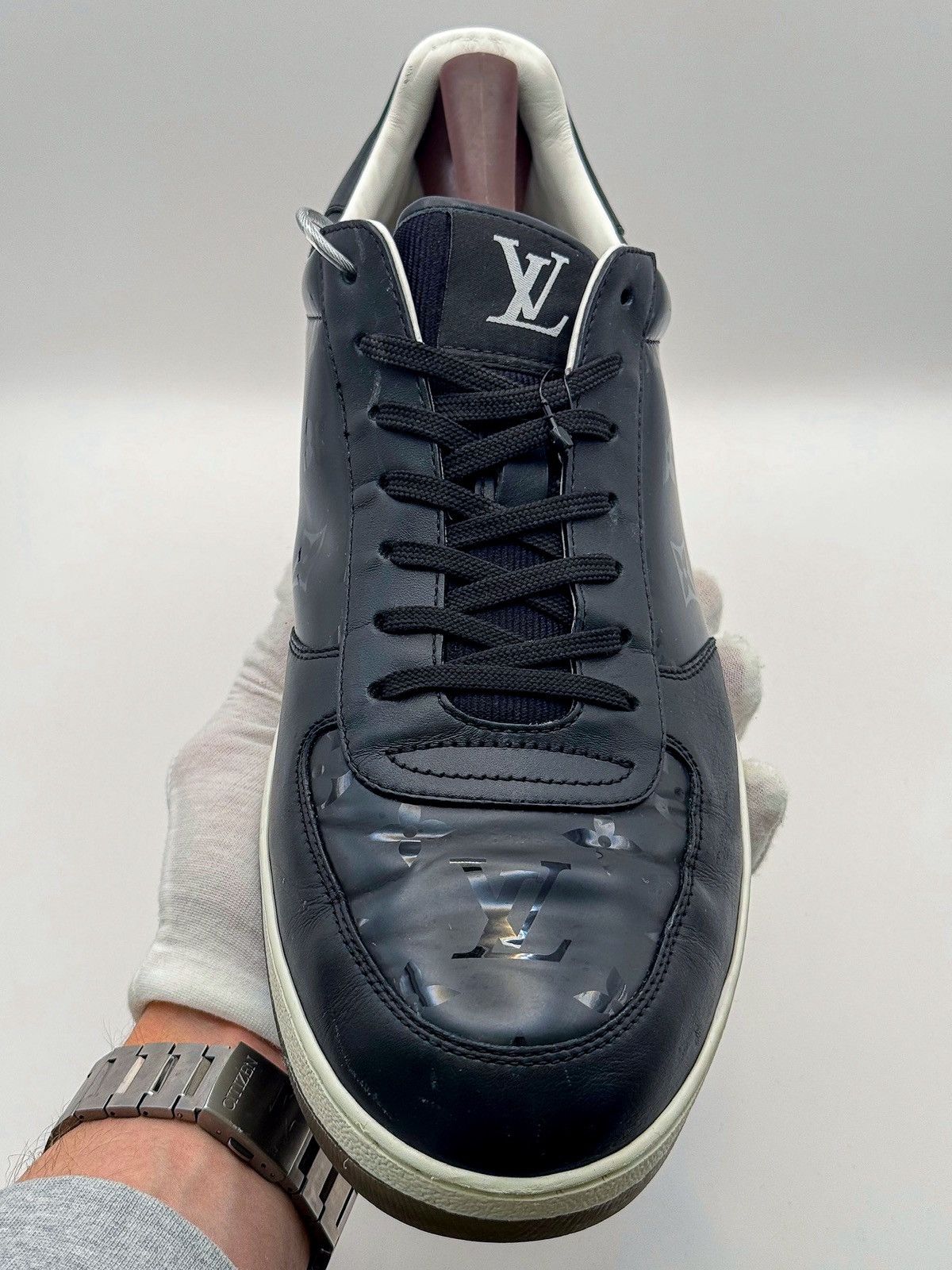 Louis Vuitton Louis Vuitton Rivoli Monogram Leather Sneakers Size US 11 / EU 44 - 8 Thumbnail