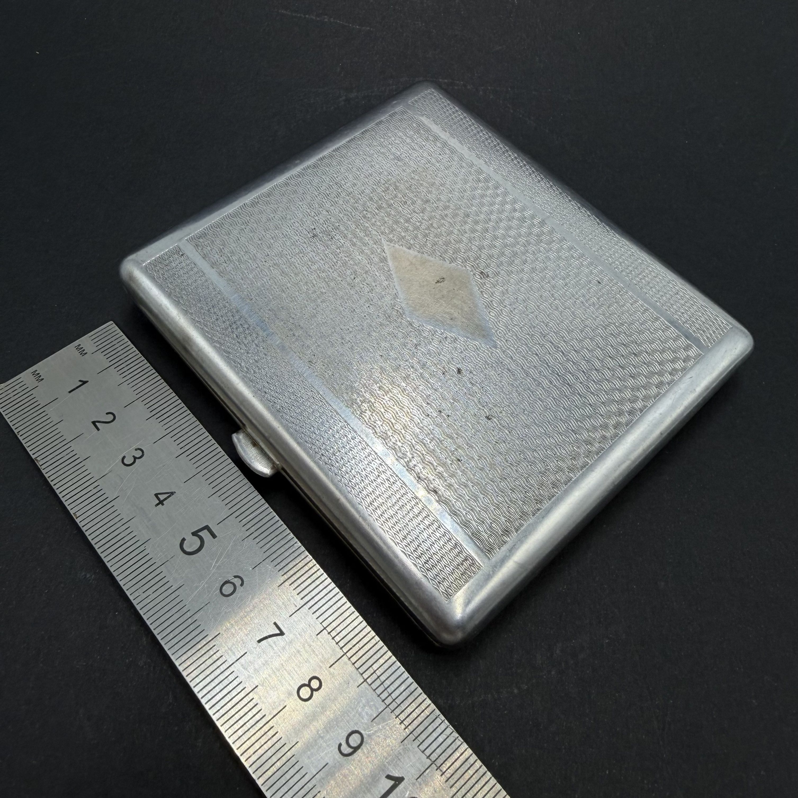 Vintage Vintage Guilloche Cigarette Case Silver Tone Metal Case Size ONE SIZE - 4 Thumbnail
