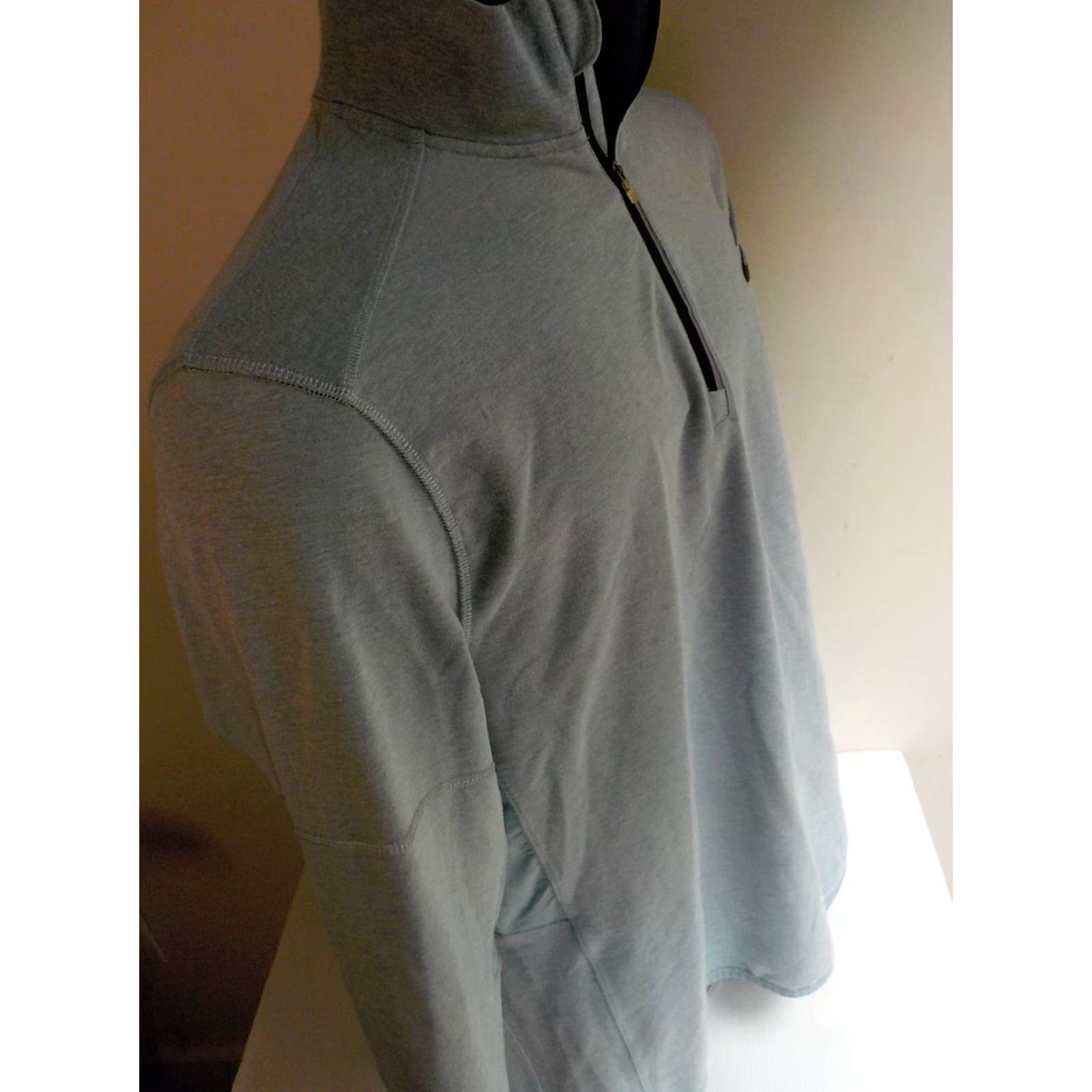 Asics ASICS Long Sleeve 1/4 Zip Pullover Green/Gray Mens L Mock Neck Zip 26.5 Sleeve Side Pocket Good Condition Size US L / EU 52-54 / 3 - 3 Thumbnail