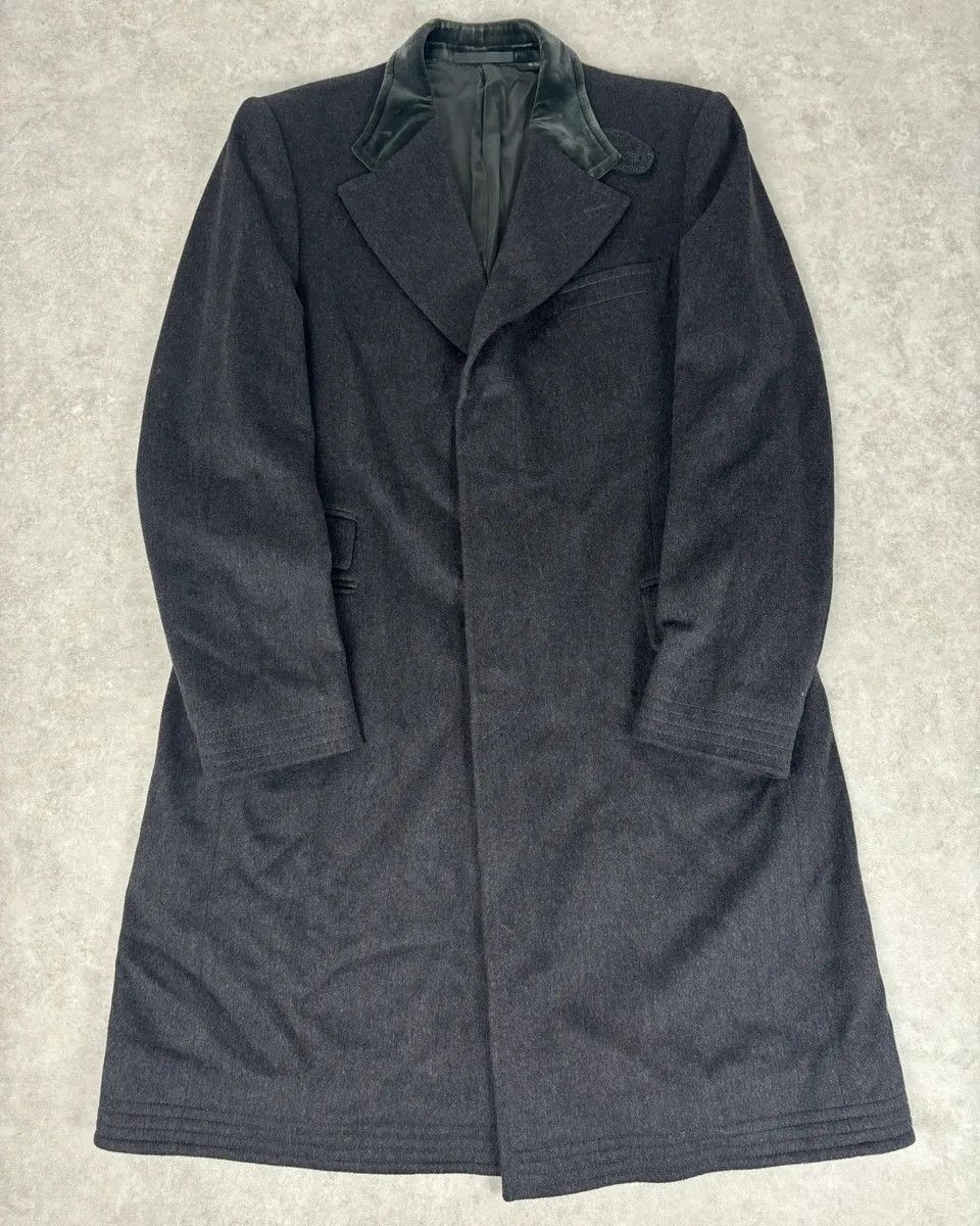 Gucci 2000s Gucci Grey Wool Classy Long Coat Size US L / EU 52-54 / 3 - 1 Thumbnail