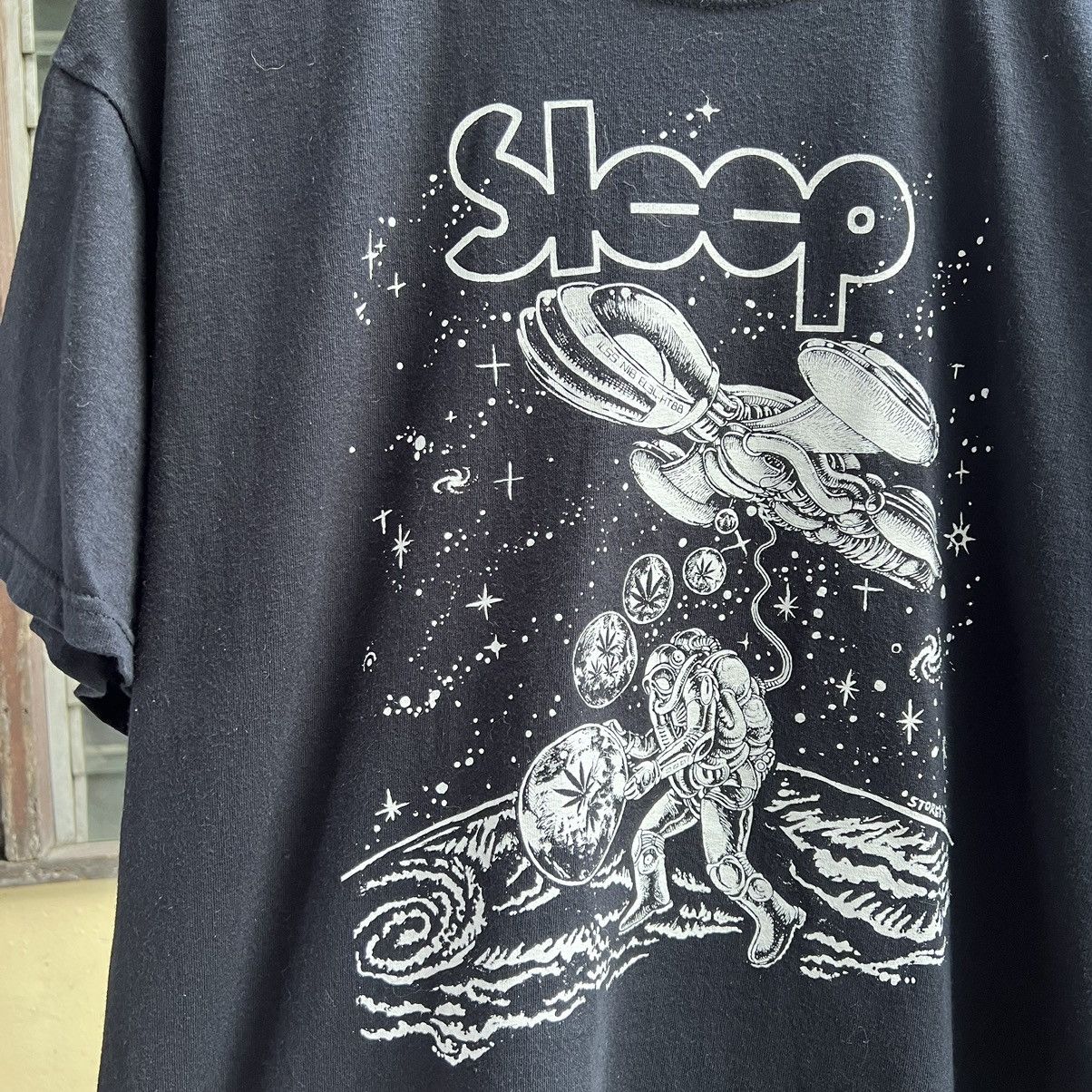 Band Tees VTG Sleep 2010 Marijuanaut’s Return Band Tour Tee Shirt Size US L / EU 52-54 / 3 - 3 Thumbnail