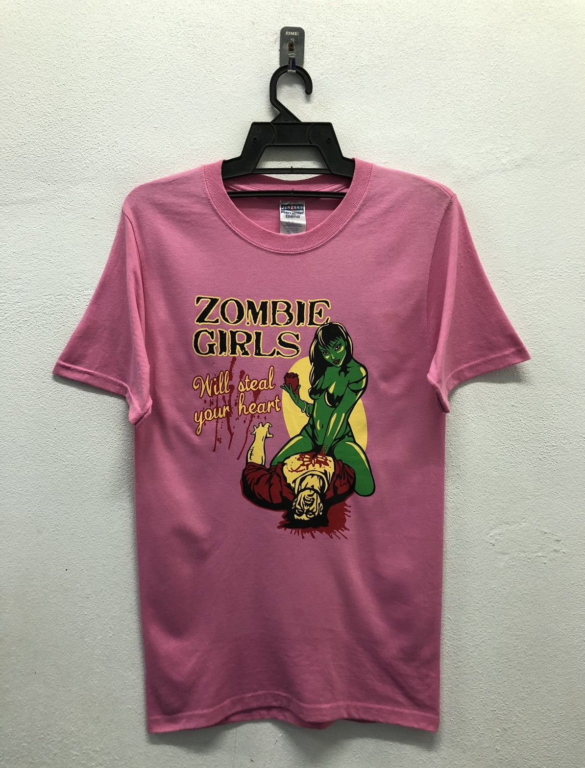 Jerzees Vintage Jerzees Zombie Girls Will Steal Your Heart T-Shirt Size US S / EU 44-46 / 1 - 1 Thumbnail