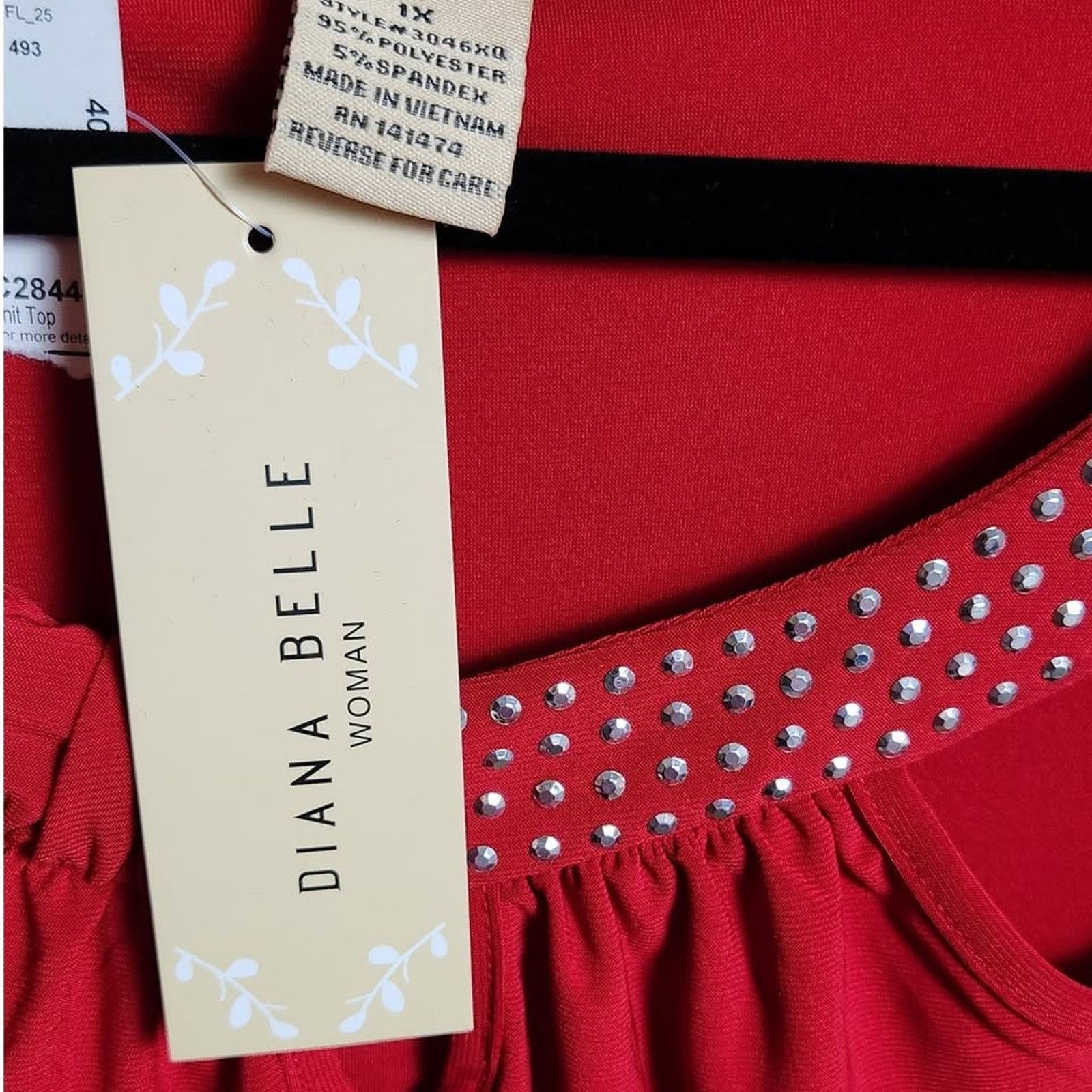 Other Diana Belle Woman Red Cut-Out Neck Studded Top – Size 1X NWT Size XL / US 12-14 / IT 48-50 - 6 Thumbnail