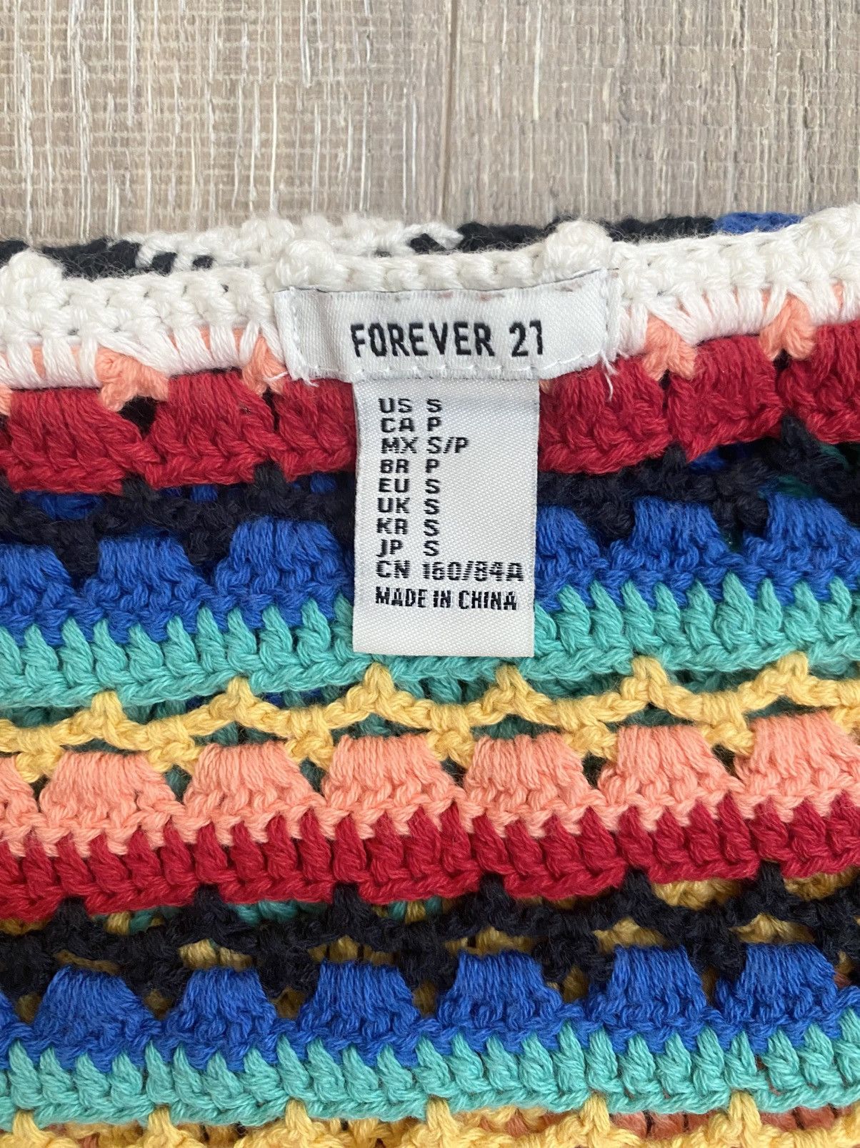 Forever 21 🌈 Forever 21 Crochet Halter Top Size S / US 4 / IT 40 - 7 Thumbnail