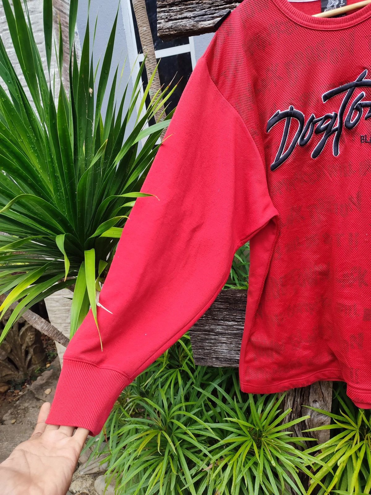Dogtown × Japanese Brand Dogtown Black Dragon Mesh-Overlay Crewneck Bold Graphic Red Size US L / EU 52-54 / 3 - 4 Thumbnail