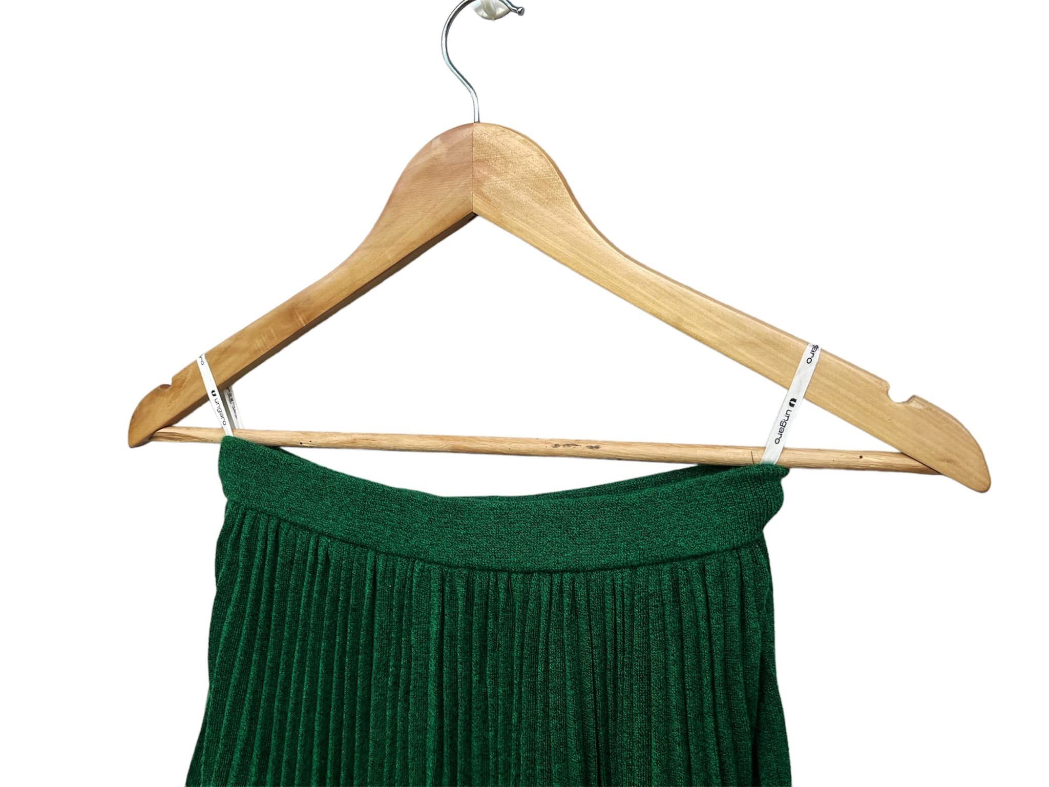Ungaro Paris Ungaro Paris Emerald Green Pleated skirt with black hemline Size 25" / US 0 / IT 36 - 6 Thumbnail