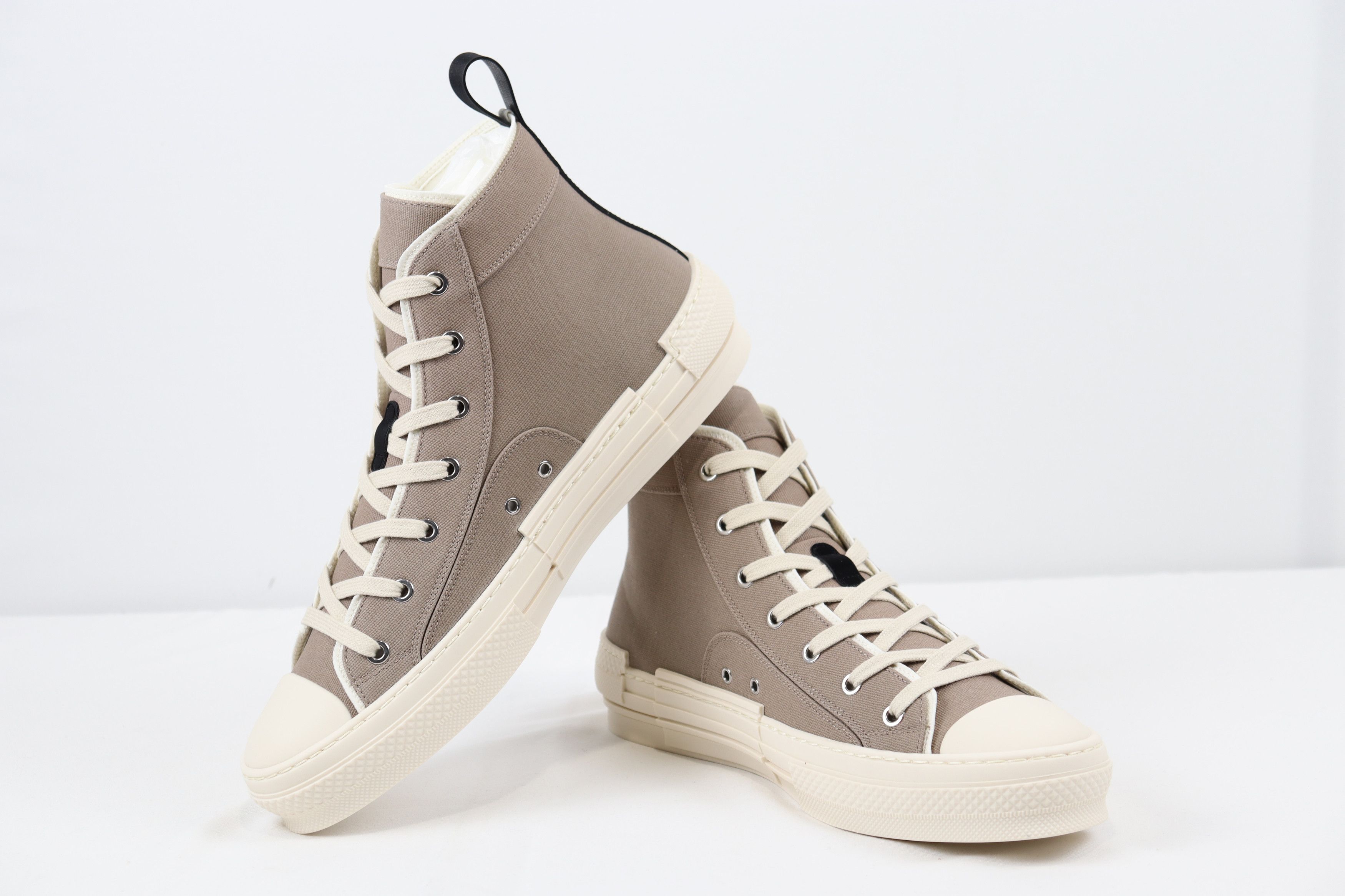 Dior o1rshd Logo B23 Sneakers in Grey Size US 9 / EU 42 - 10 Thumbnail